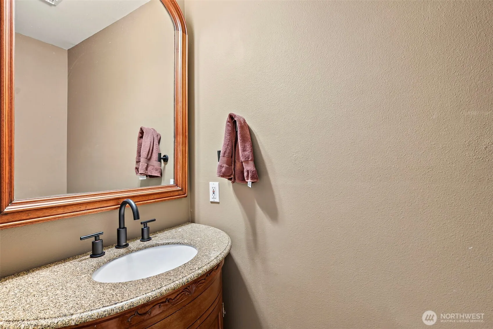 11502 SE 221st Place , Kent, WA 98031