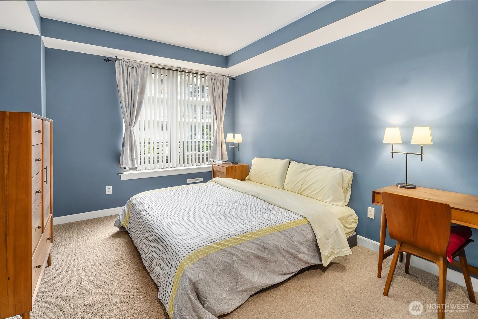10047 NE Main Street NE #202, Bellevue, WA 98004