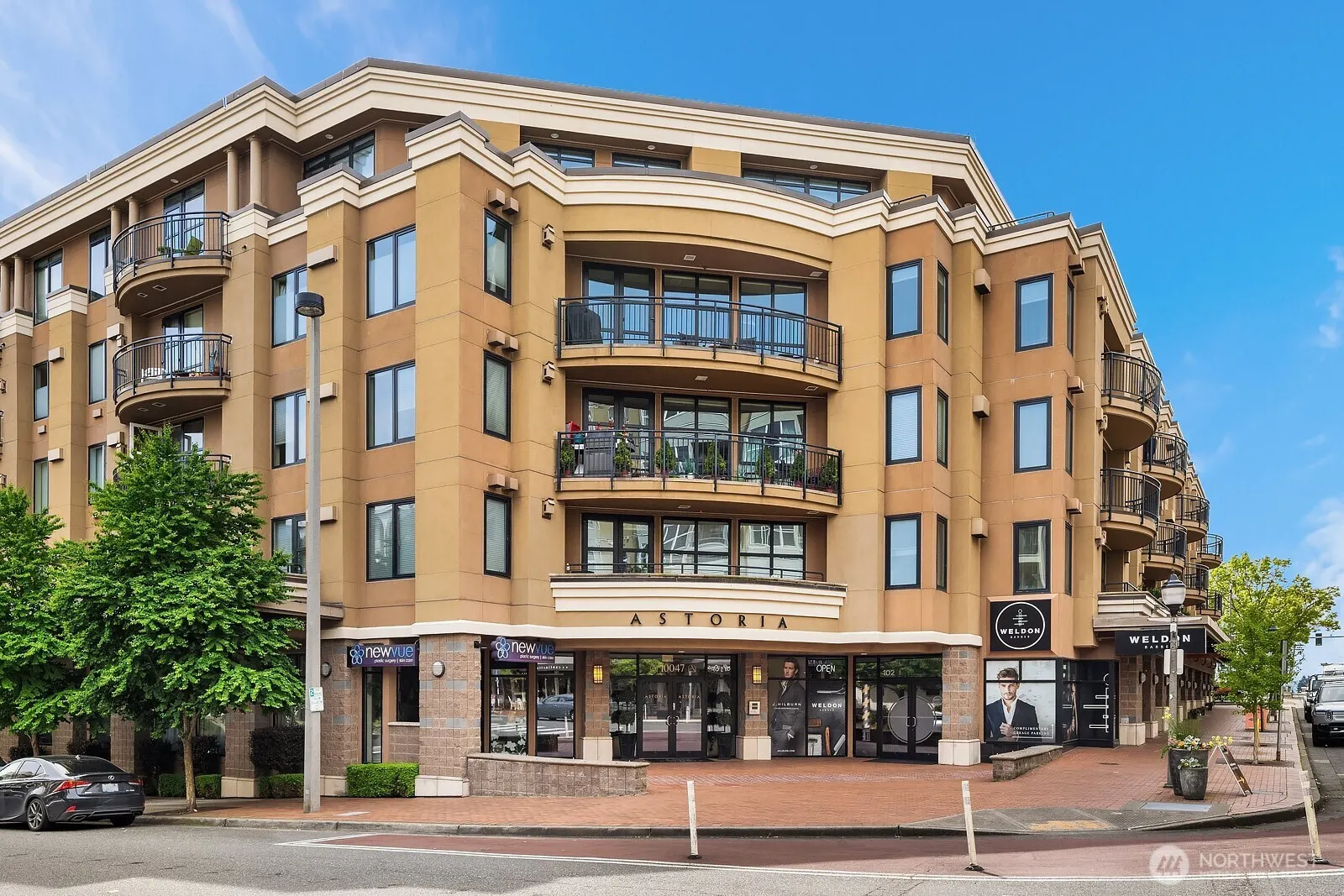 10047 NE Main Street NE #202, Bellevue, WA 98004