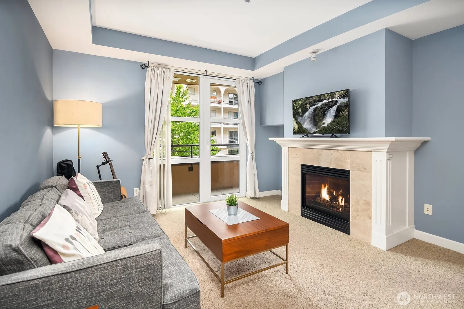 10047 NE Main Street NE #202, Bellevue, WA 98004