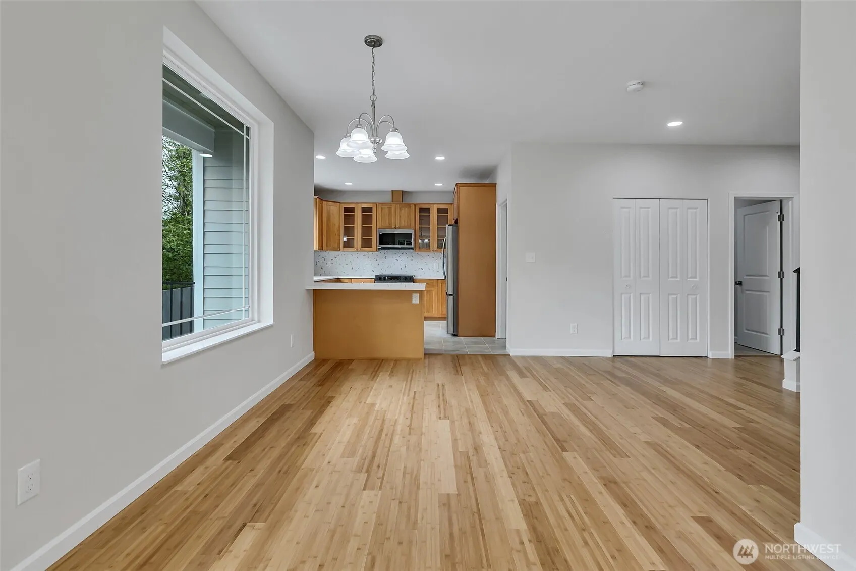 15724 king Place #A, Lynnwood, WA 98087