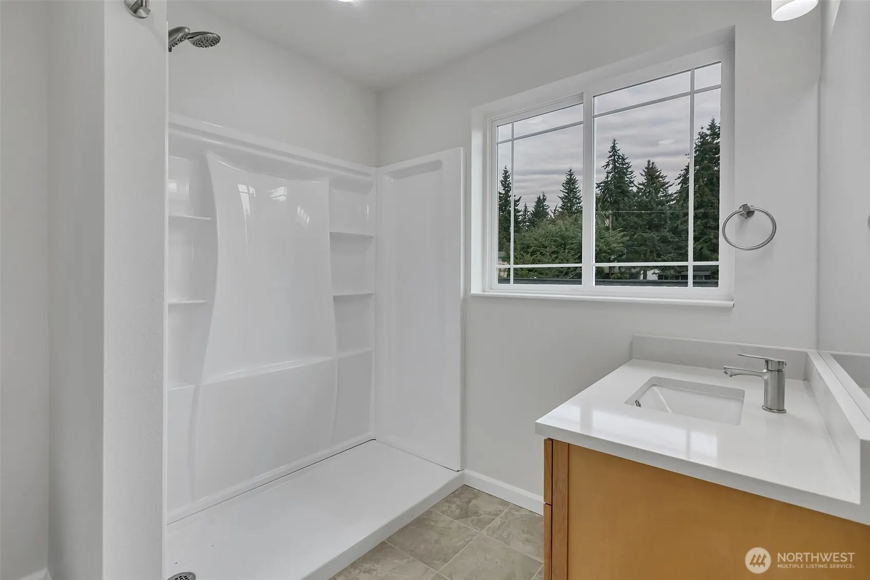 15724 king Place #A, Lynnwood, WA 98087