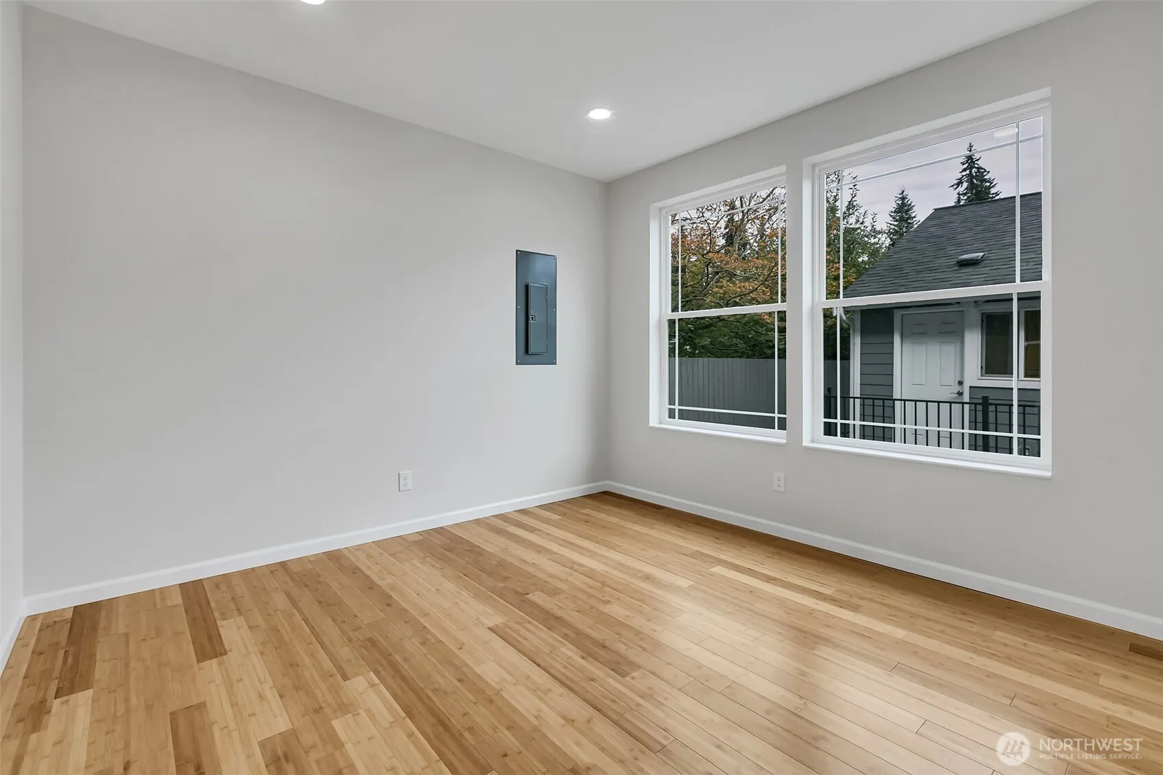 15724 king Place #A, Lynnwood, WA 98087