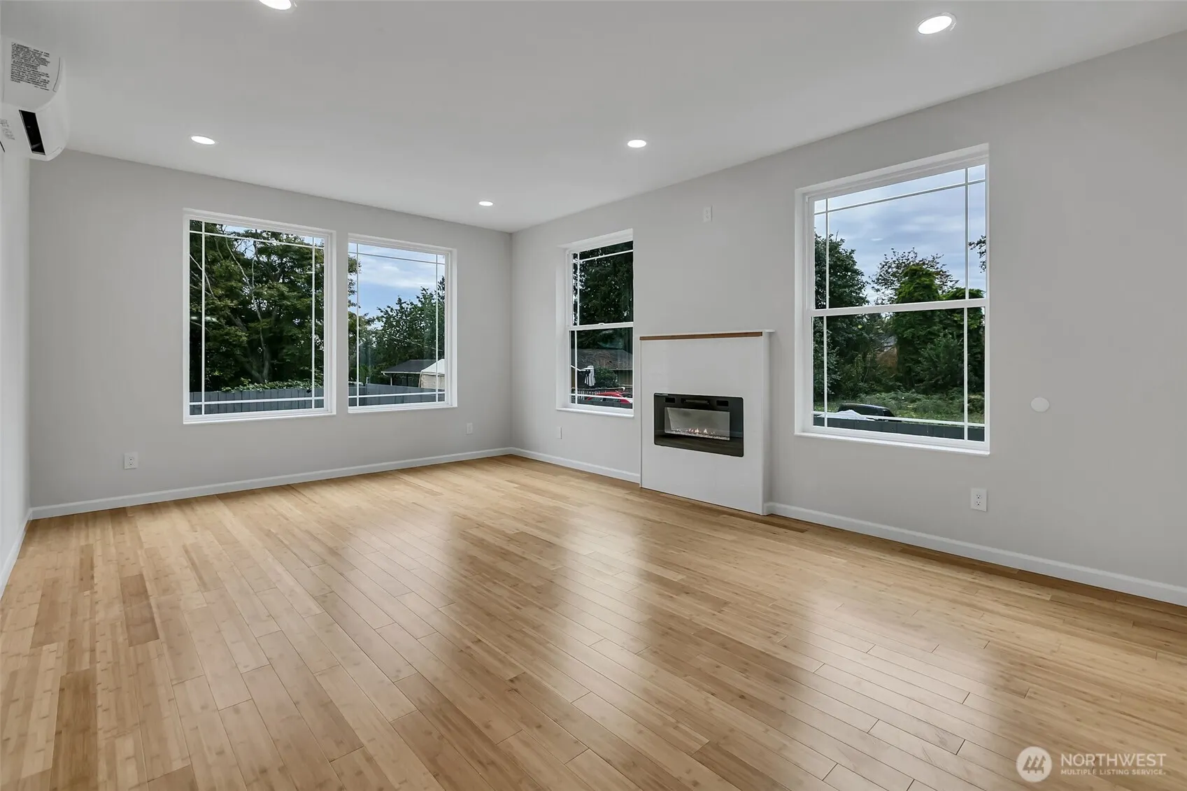 15724 king Place #A, Lynnwood, WA 98087