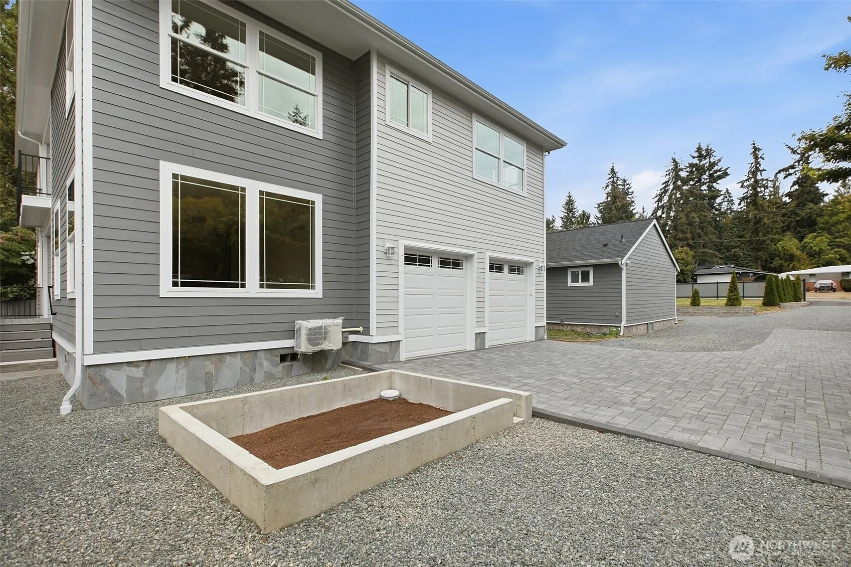 15724 king Place #A, Lynnwood, WA 98087