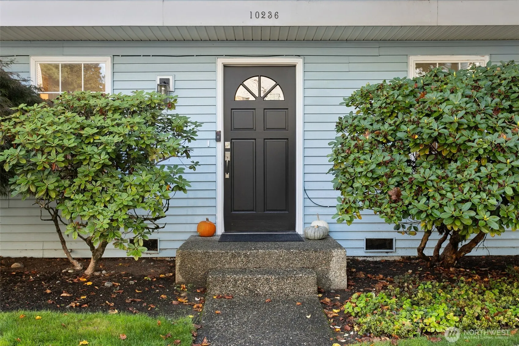 10236 NE 129th Lane , Kirkland, WA 98034