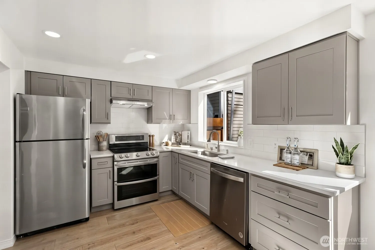 10236 NE 129th Lane , Kirkland, WA 98034