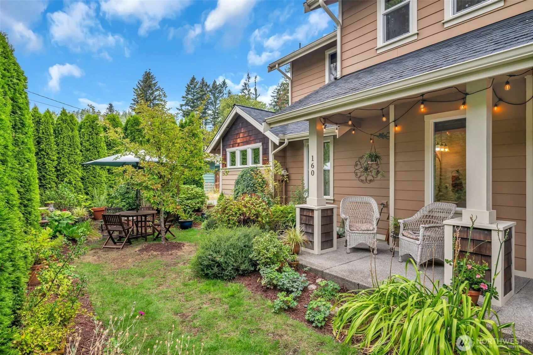 160 6th Avenue SE, Issaquah, WA 98027