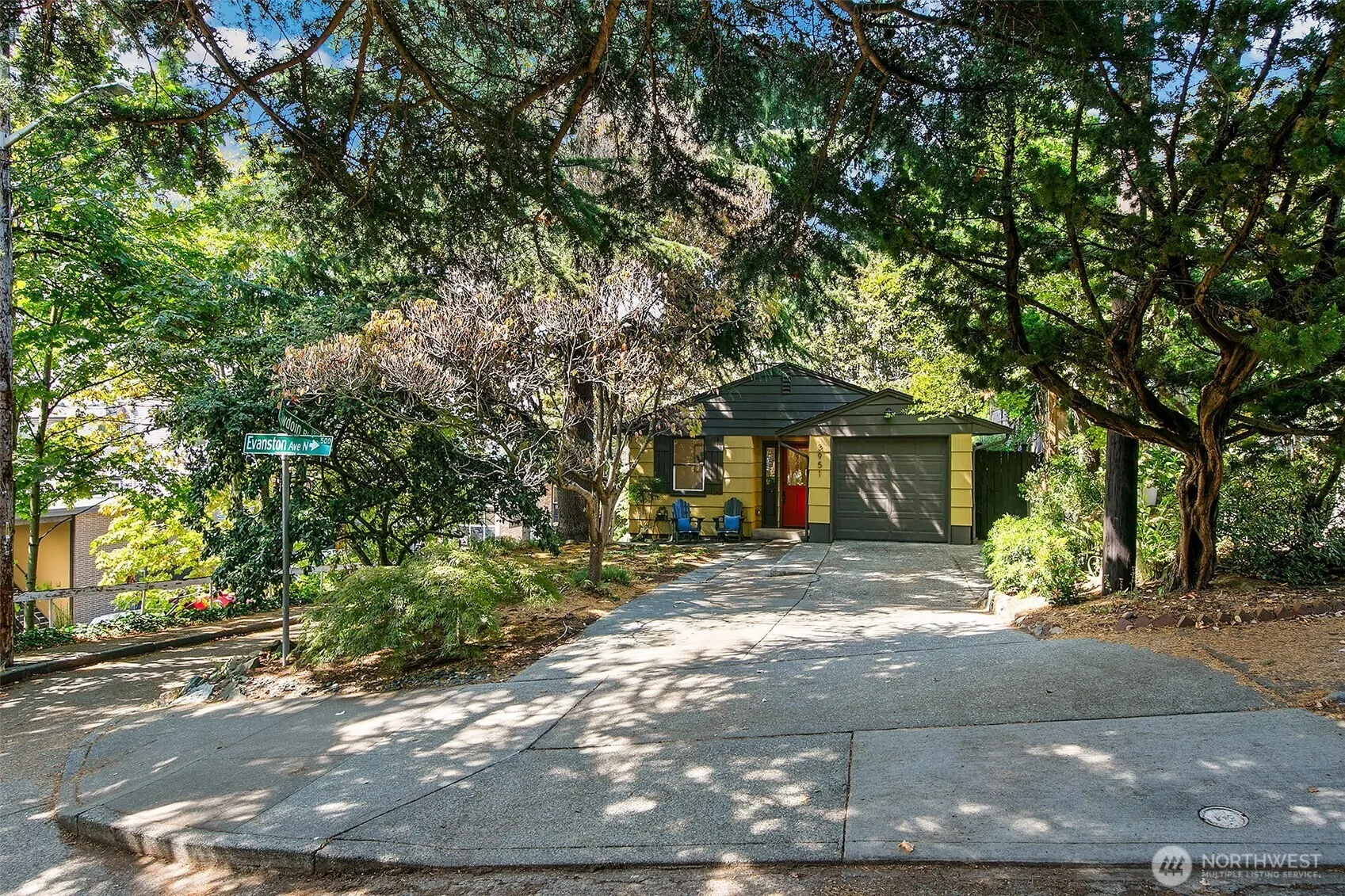 3951 Evanston Avenue N, Seattle, WA 98103