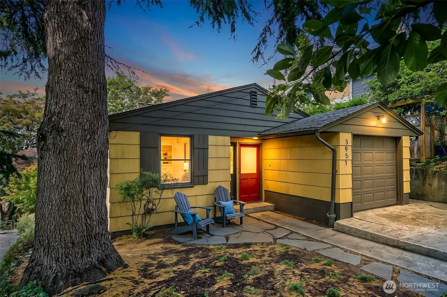 3951 Evanston Avenue N, Seattle, WA 98103