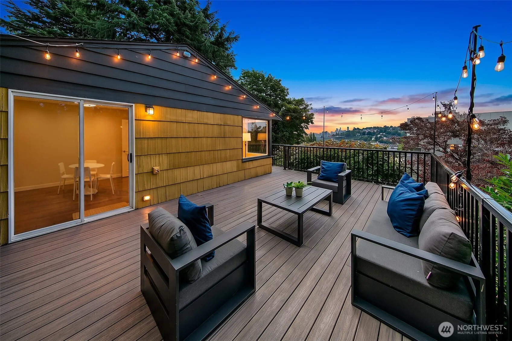 3951 Evanston Avenue N, Seattle, WA 98103