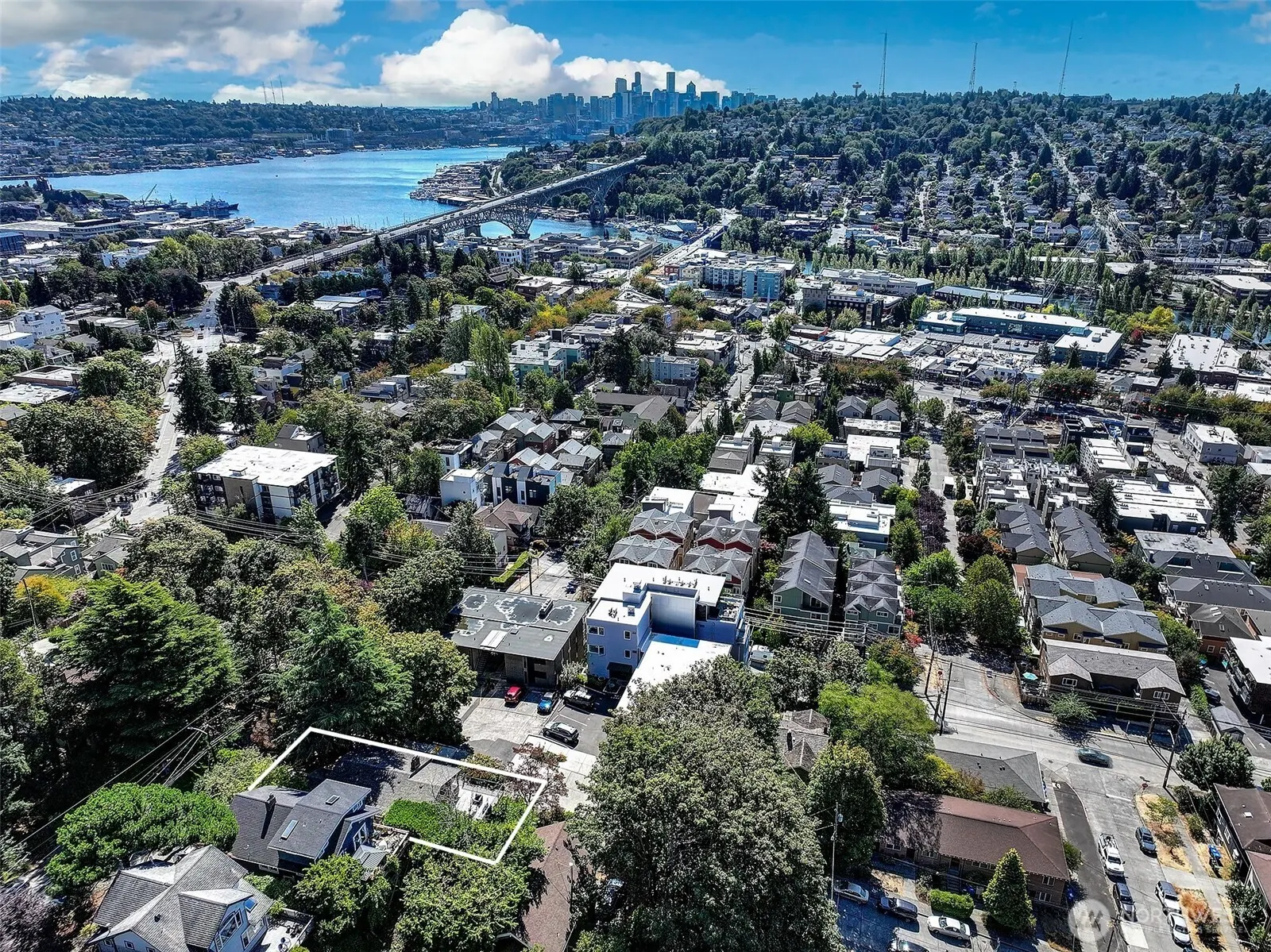 3951 Evanston Avenue N, Seattle, WA 98103