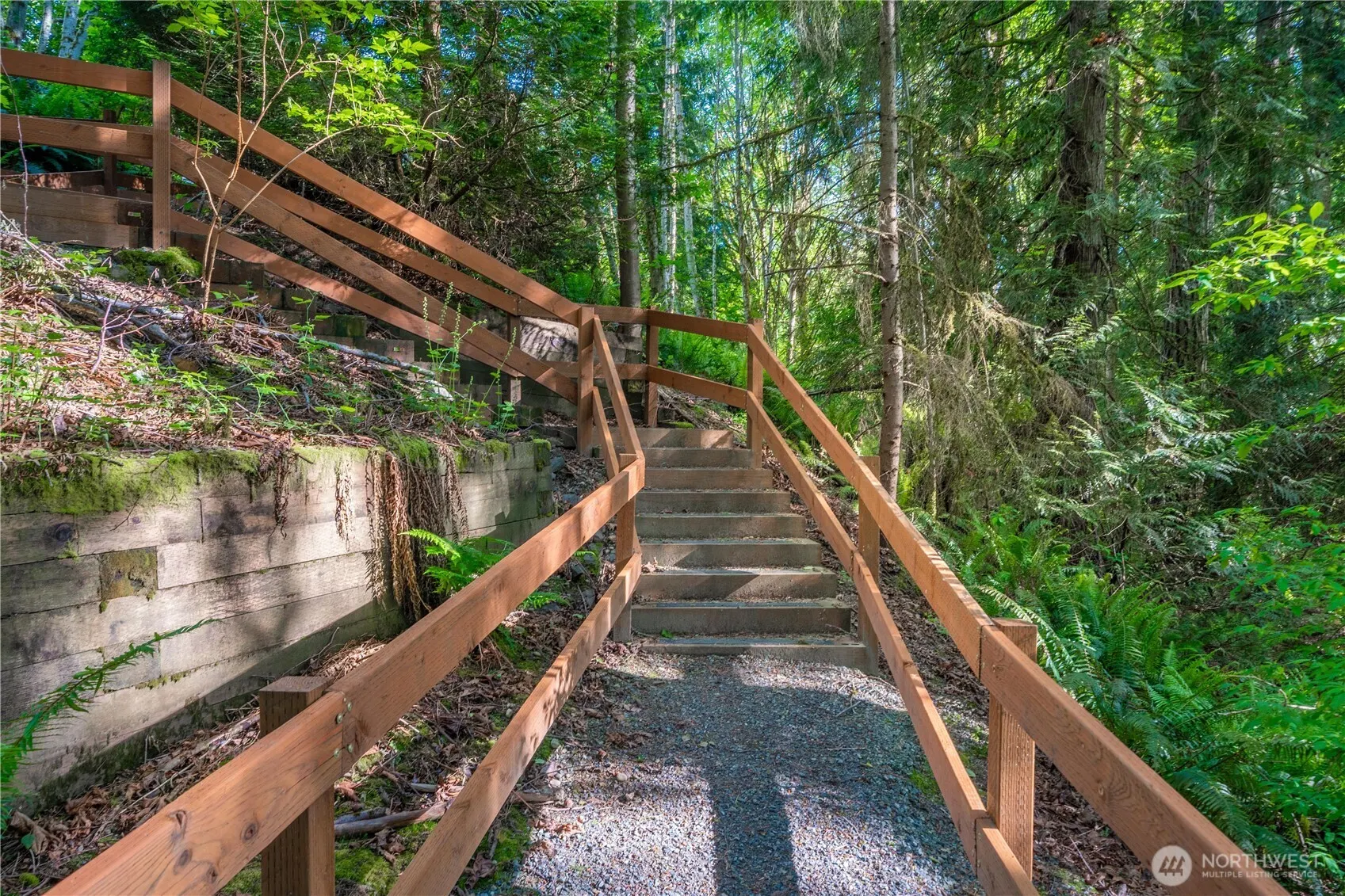 6825 SE Cougar Mountain Way , Bellevue, WA 98006