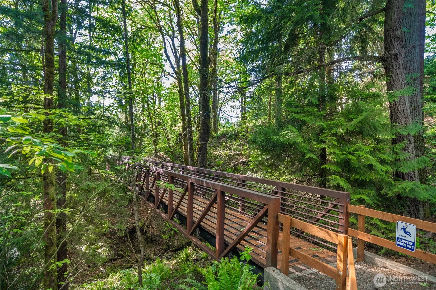 6825 SE Cougar Mountain Way , Bellevue, WA 98006