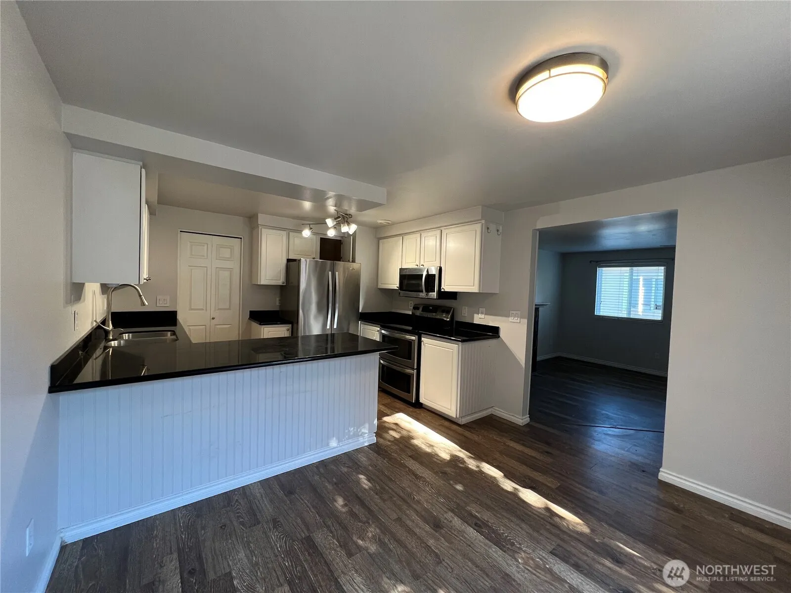 12004 Slater Avenue NE #D5, Kirkland, WA 98034