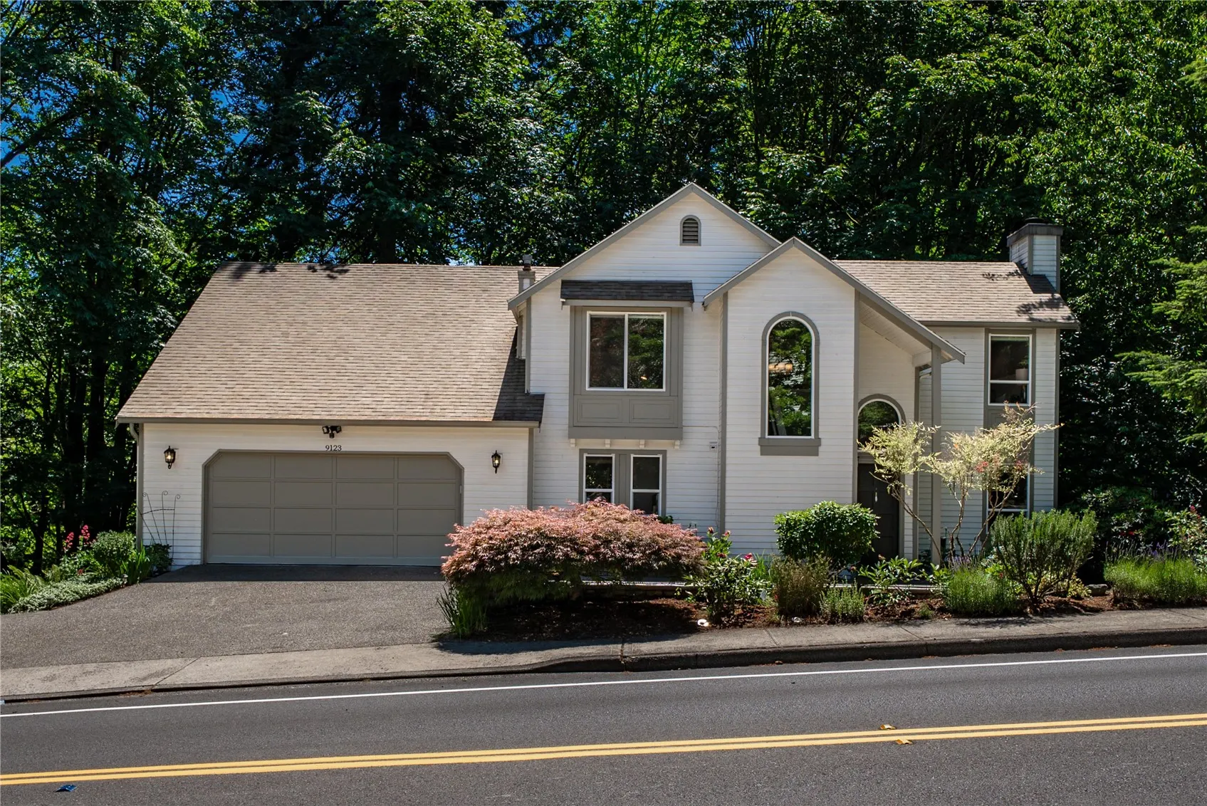 9123 NE 145th Street , Kirkland, WA 98034