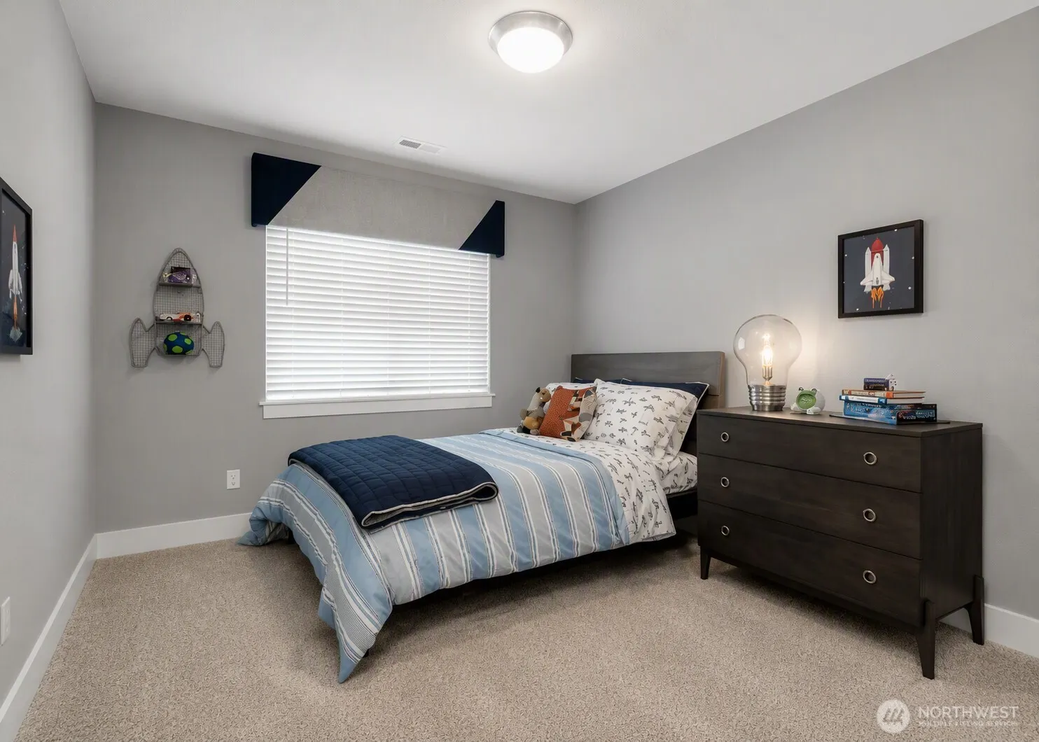 22713 35th Ave SE , Bothell, WA 98021