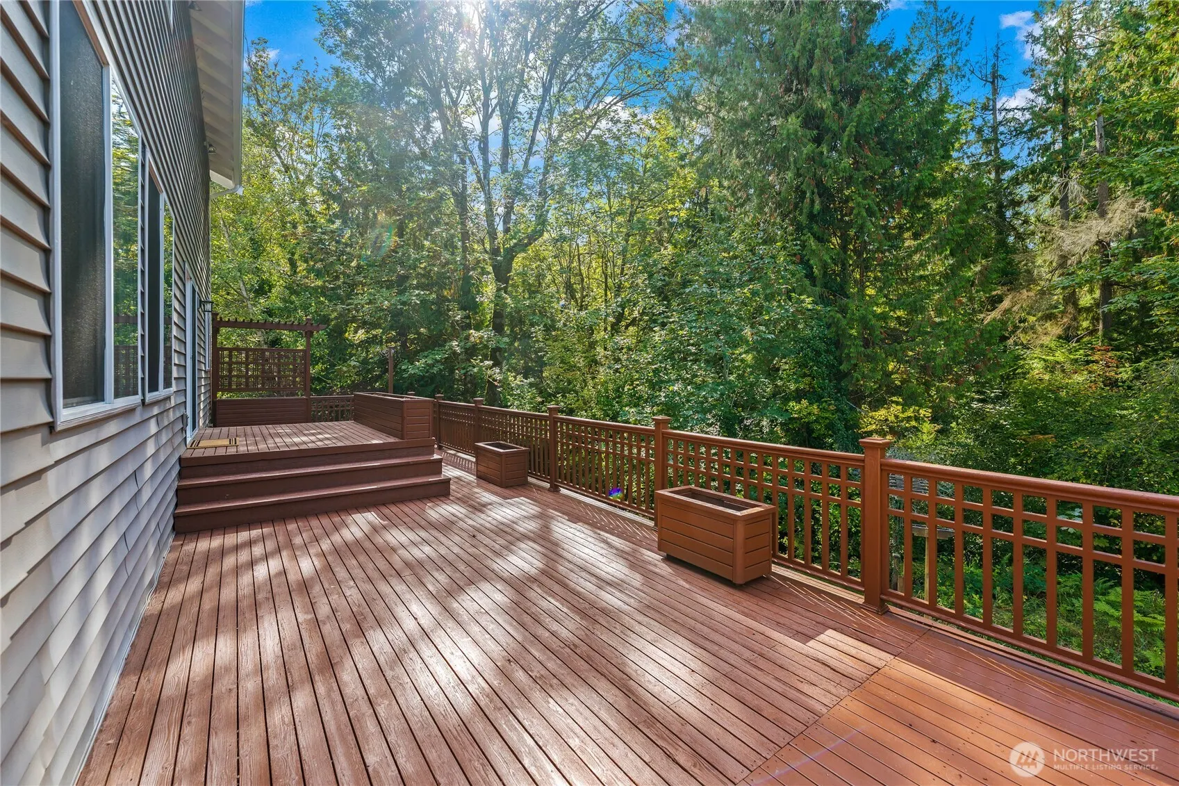 9525 S 221st Place , Kent, WA 98031