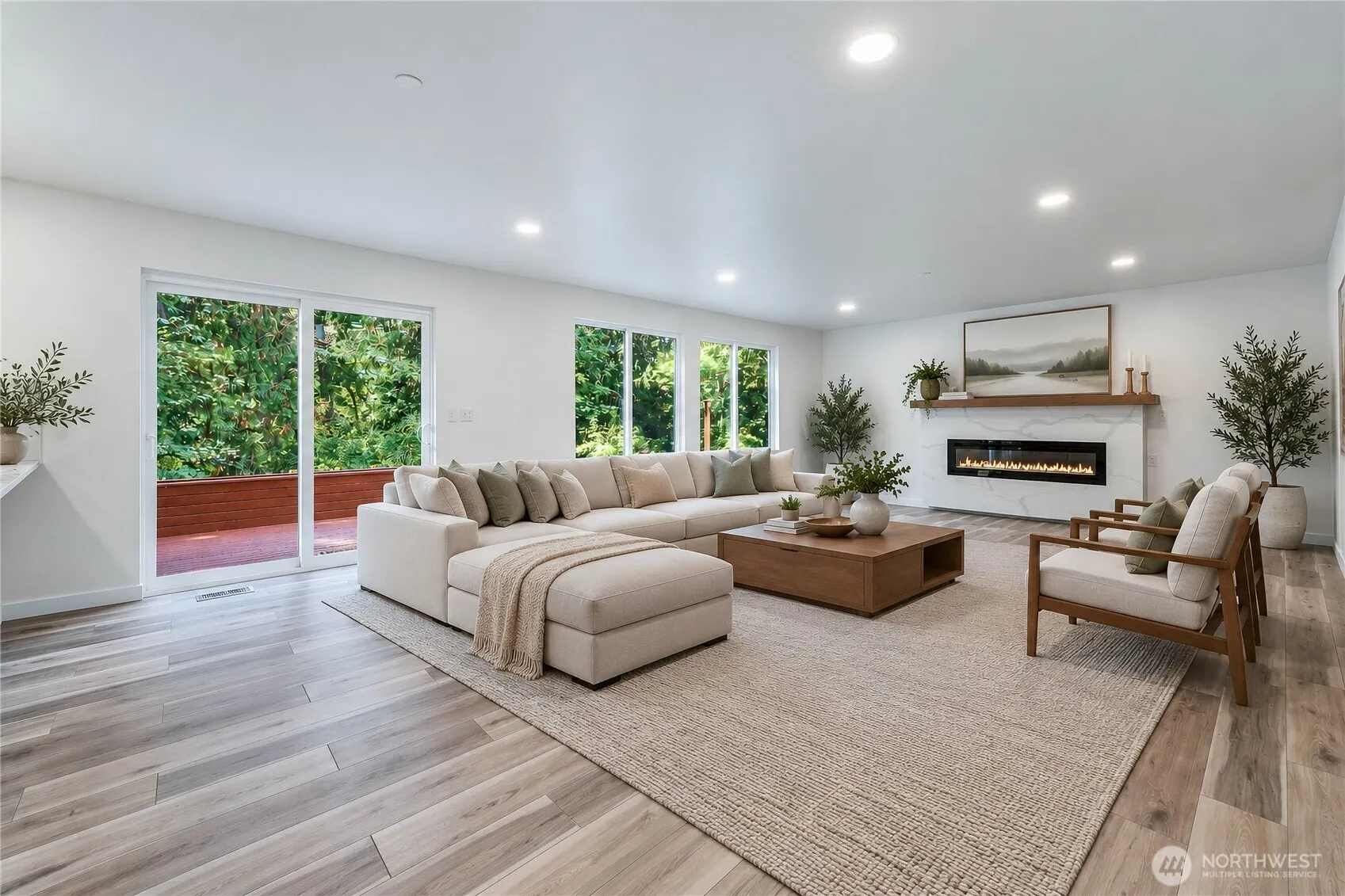 9525 S 221st Place , Kent, WA 98031