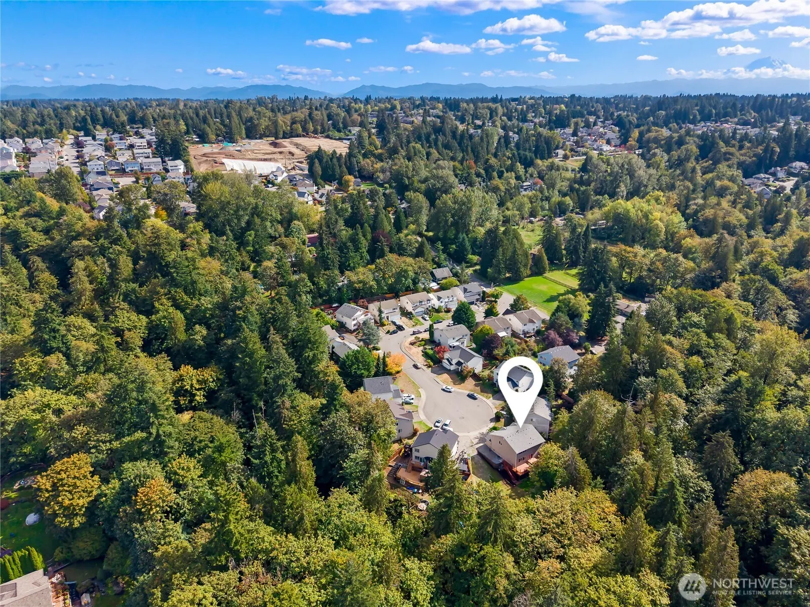 9525 S 221st Place , Kent, WA 98031