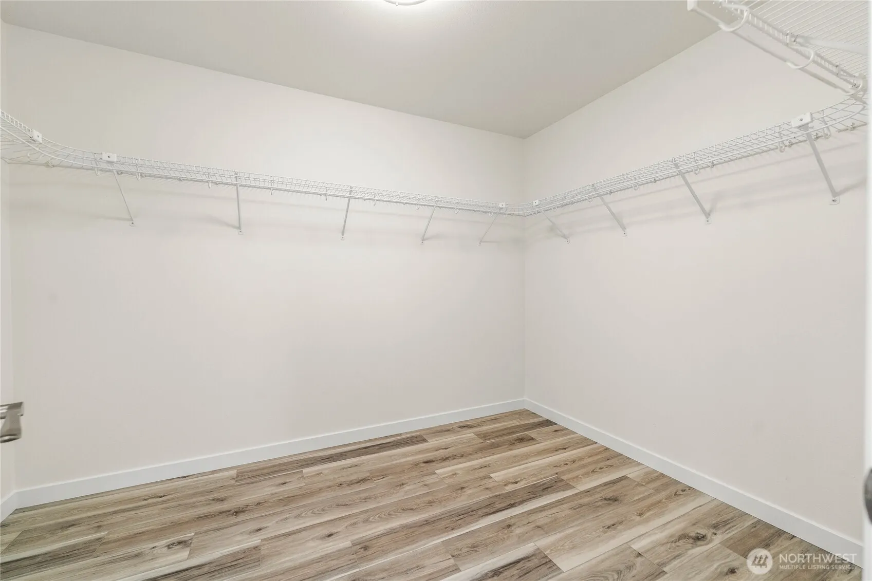 9525 S 221st Place , Kent, WA 98031