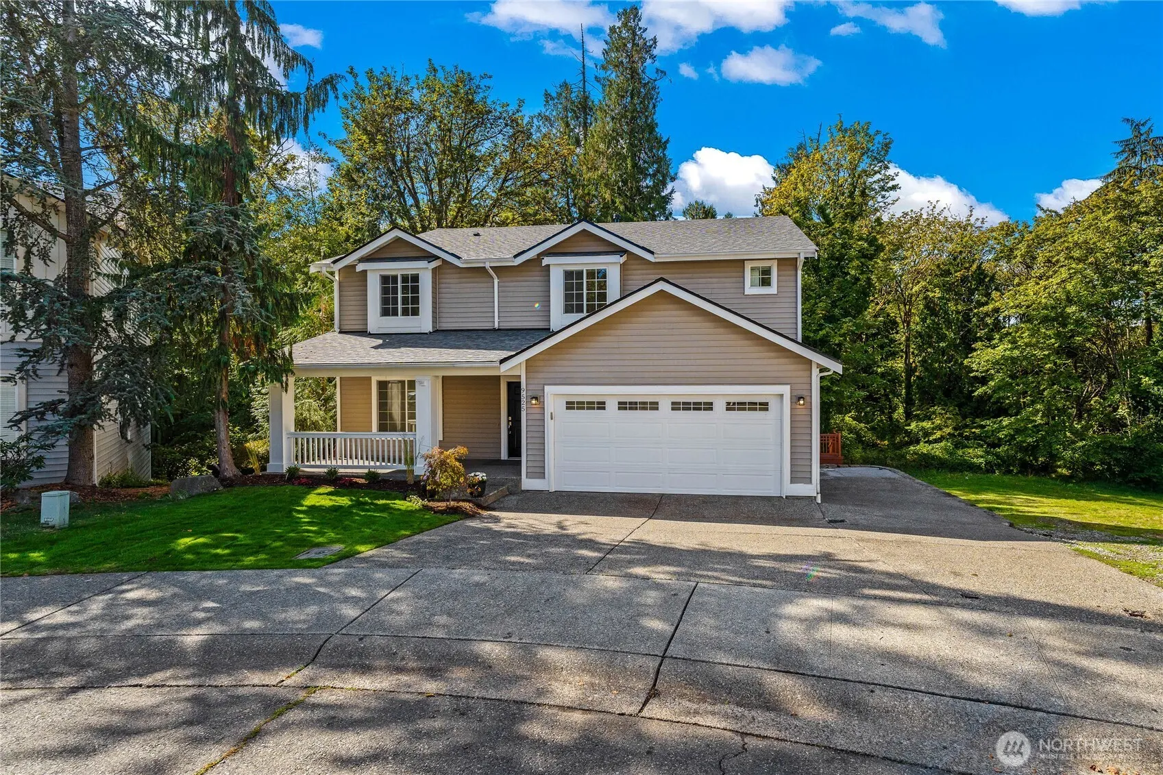 9525 S 221st Place , Kent, WA 98031