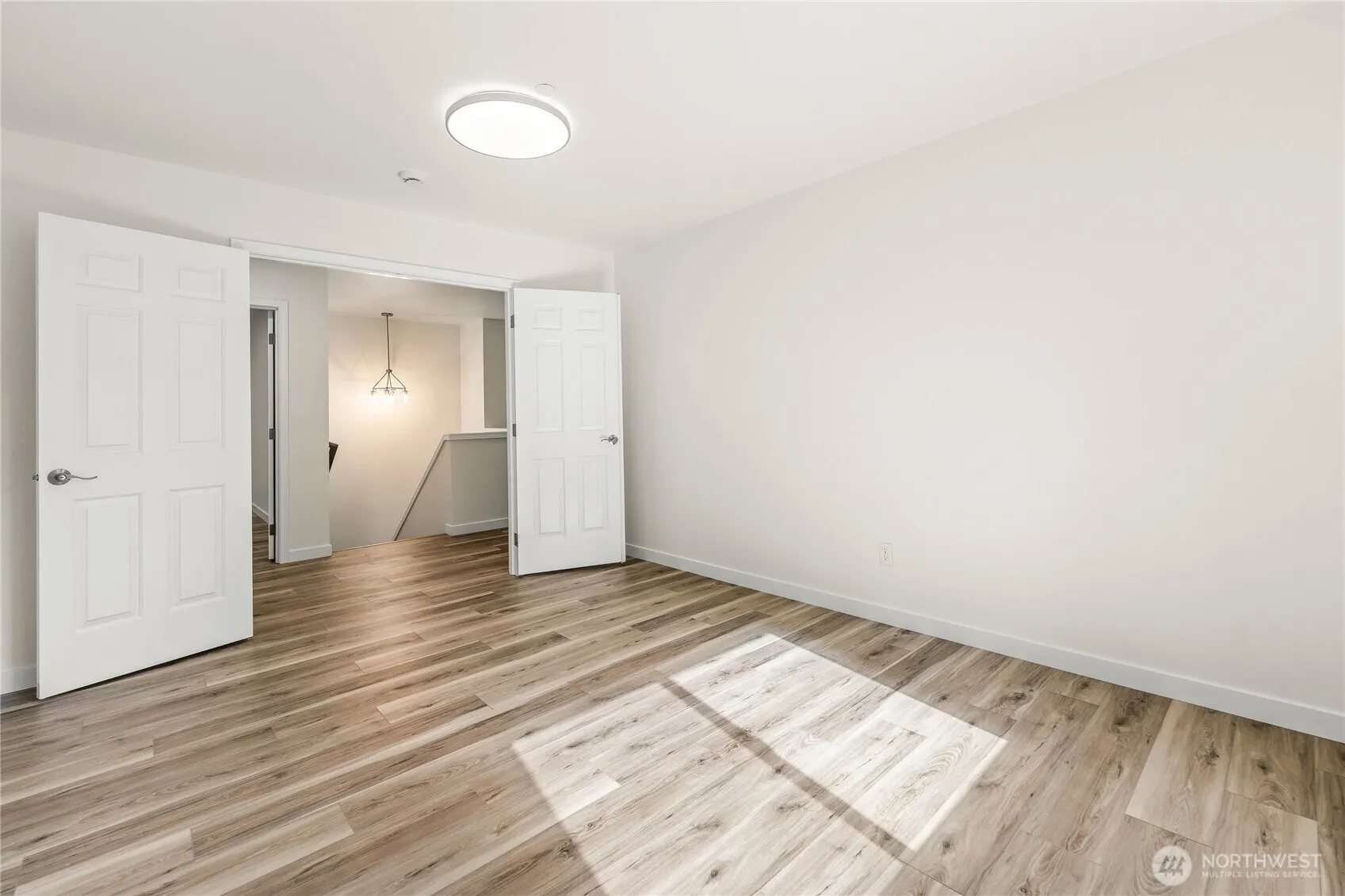 9525 S 221st Place , Kent, WA 98031