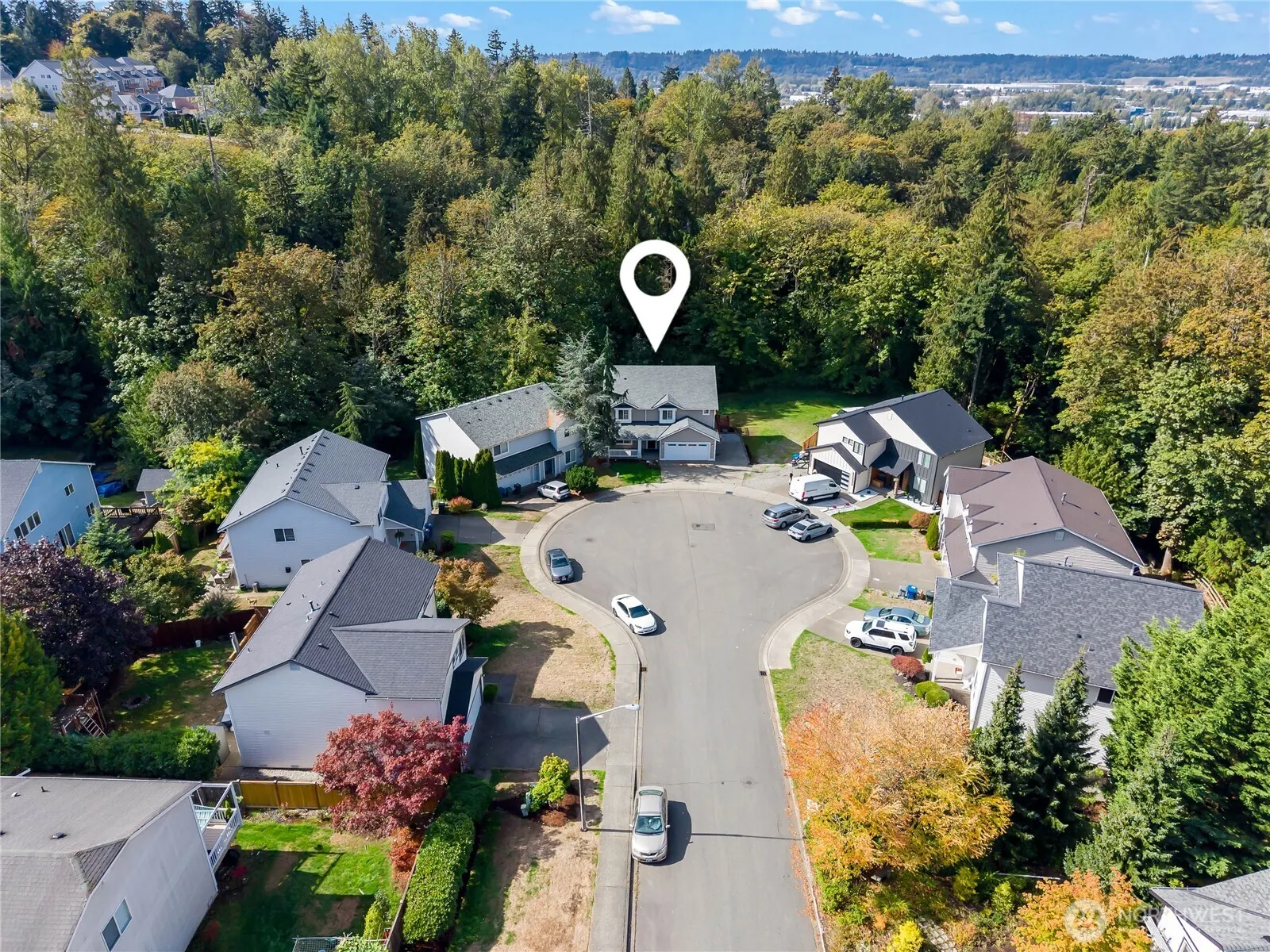 9525 S 221st Place , Kent, WA 98031