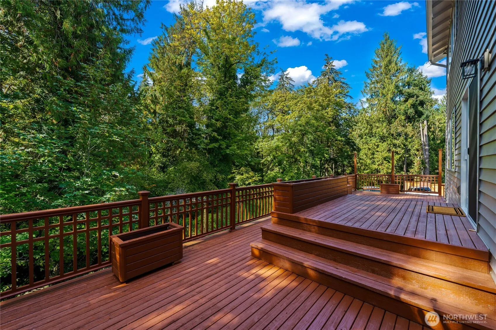 9525 S 221st Place , Kent, WA 98031