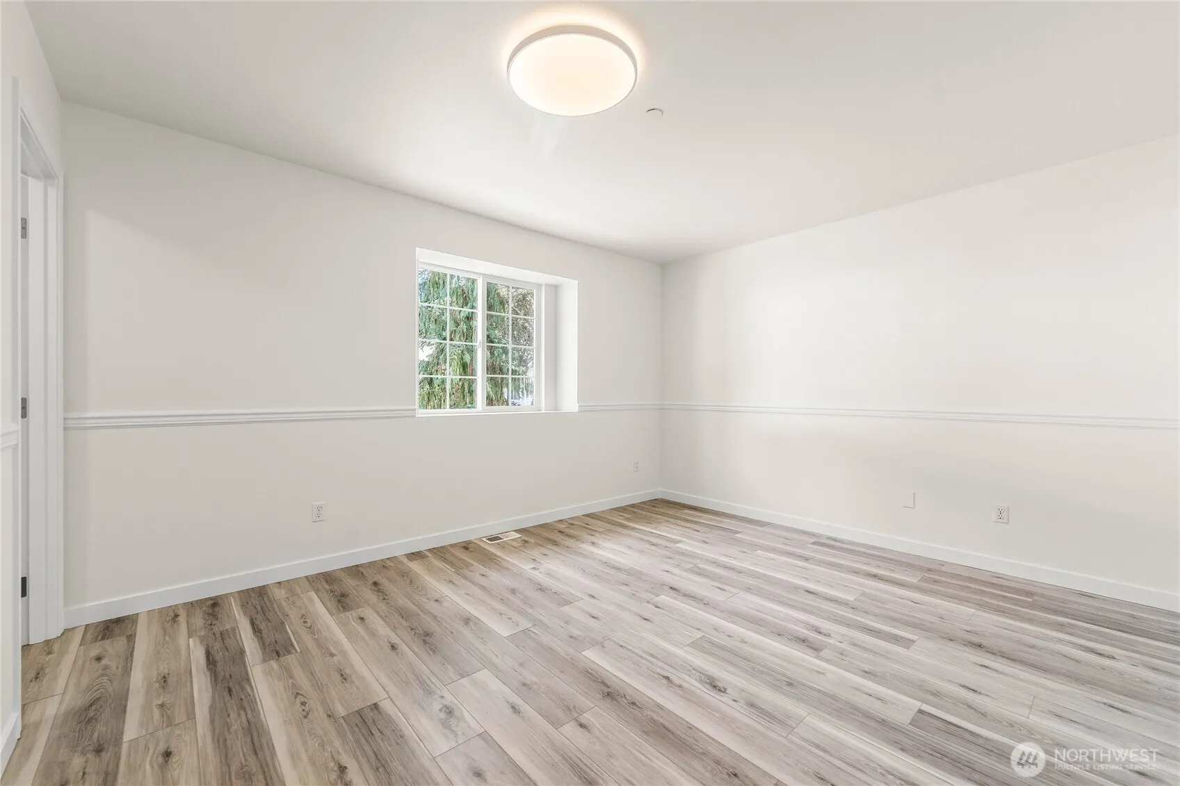 9525 S 221st Place , Kent, WA 98031