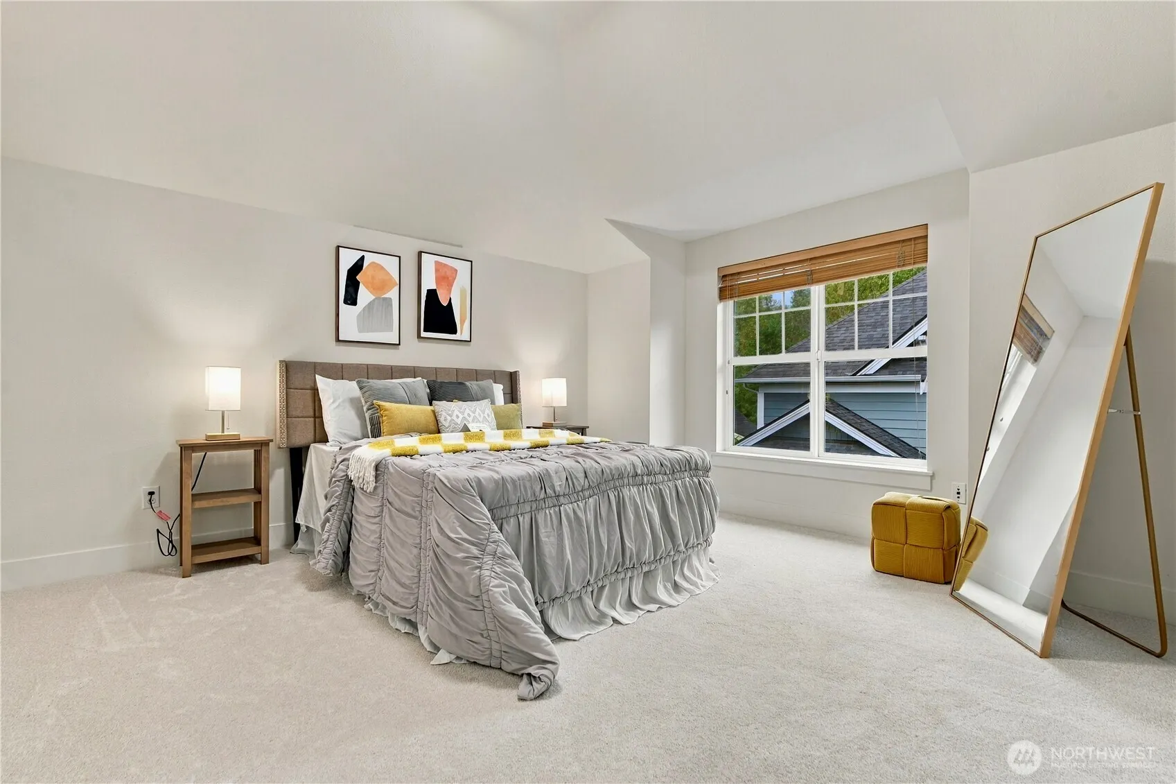 1789 27th Ln NE, Issaquah, WA 98029