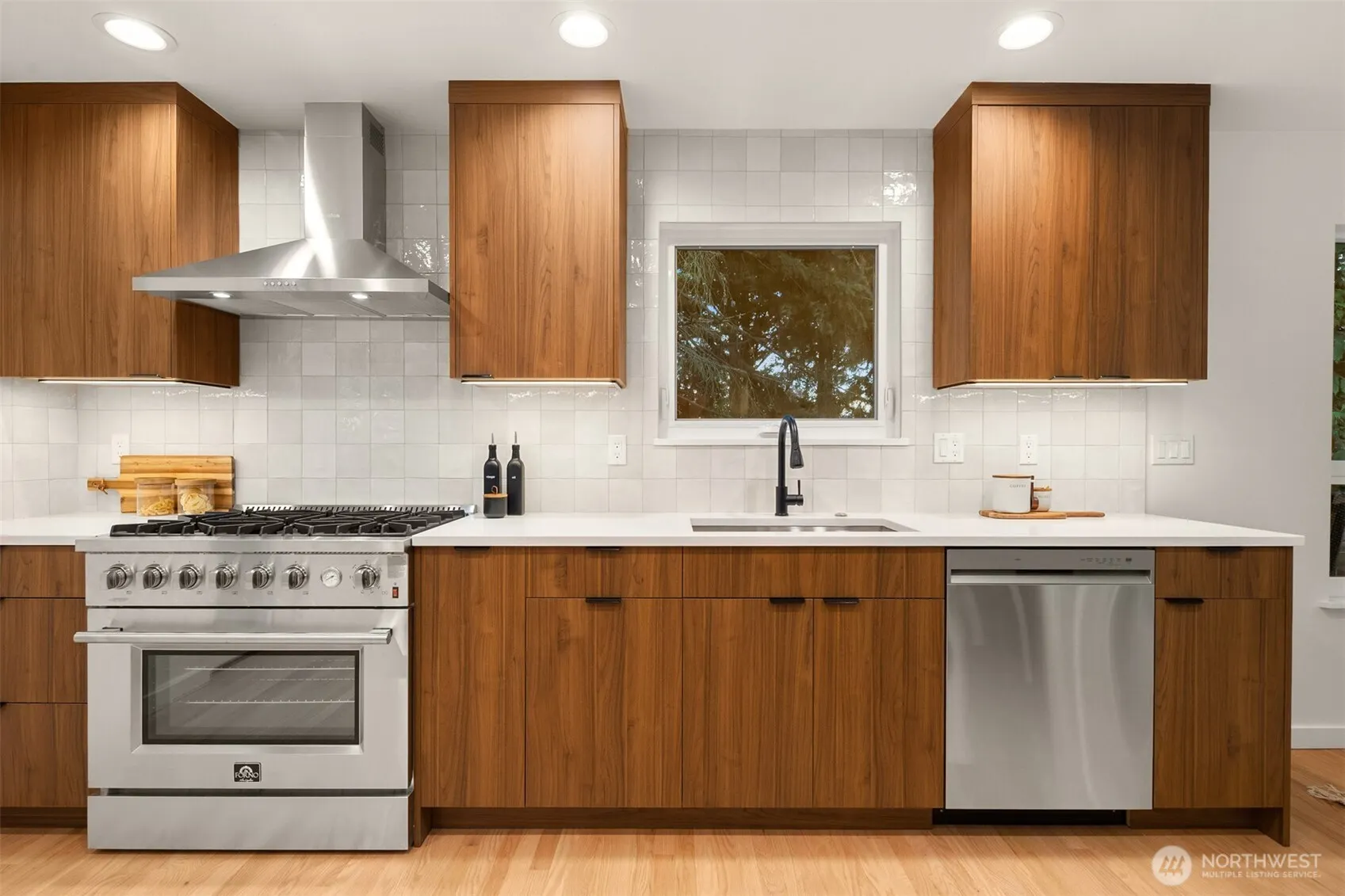 11203 101st Avenue NE, Kirkland, WA 98033