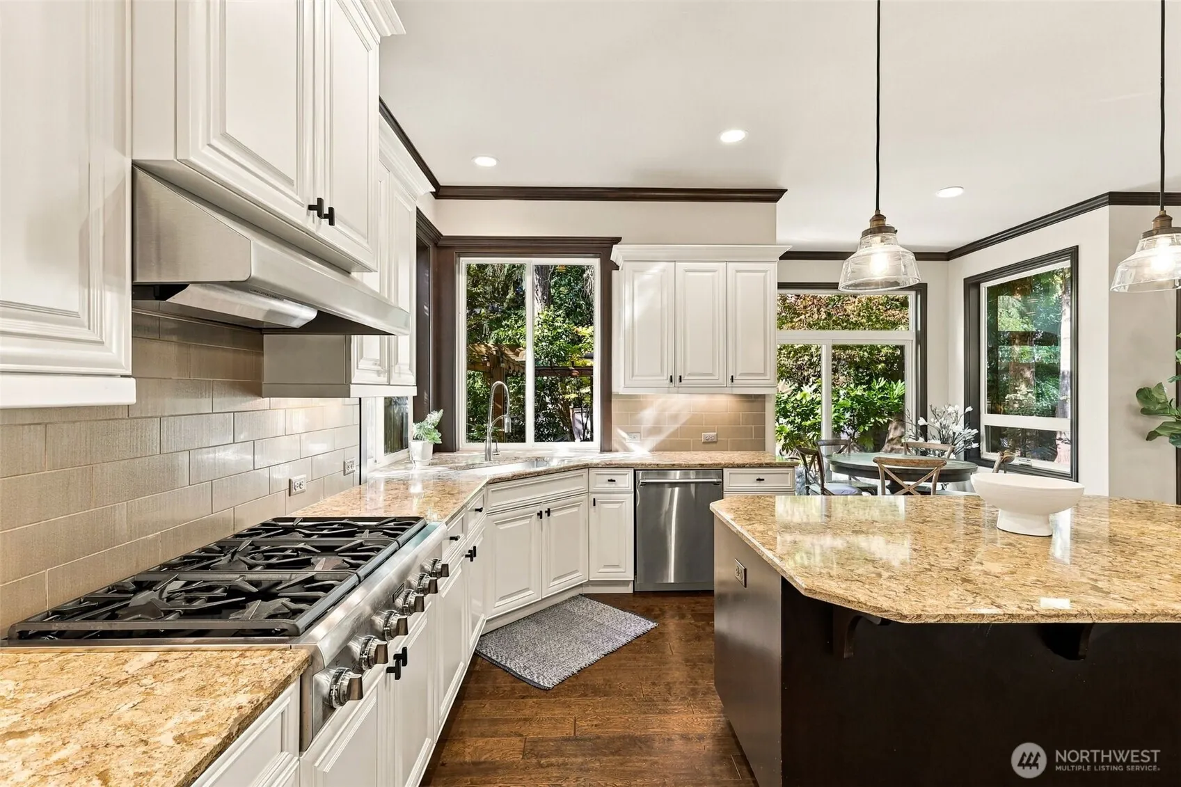 1453 244th Place SE, Sammamish, WA 98075-6090