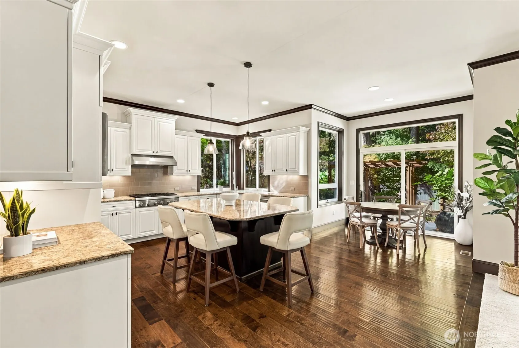 1453 244th Place SE, Sammamish, WA 98075-6090