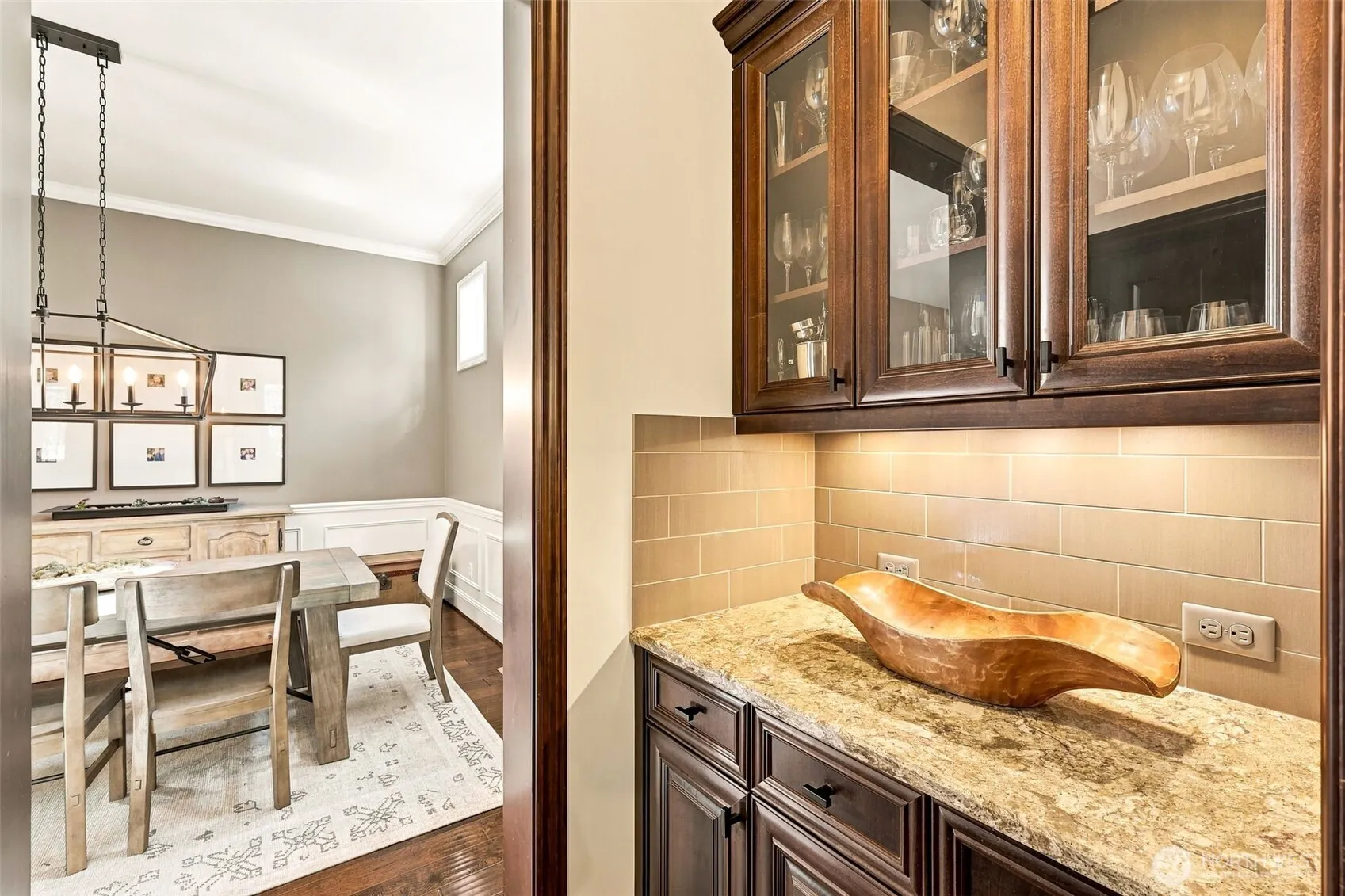 1453 244th Place SE, Sammamish, WA 98075-6090