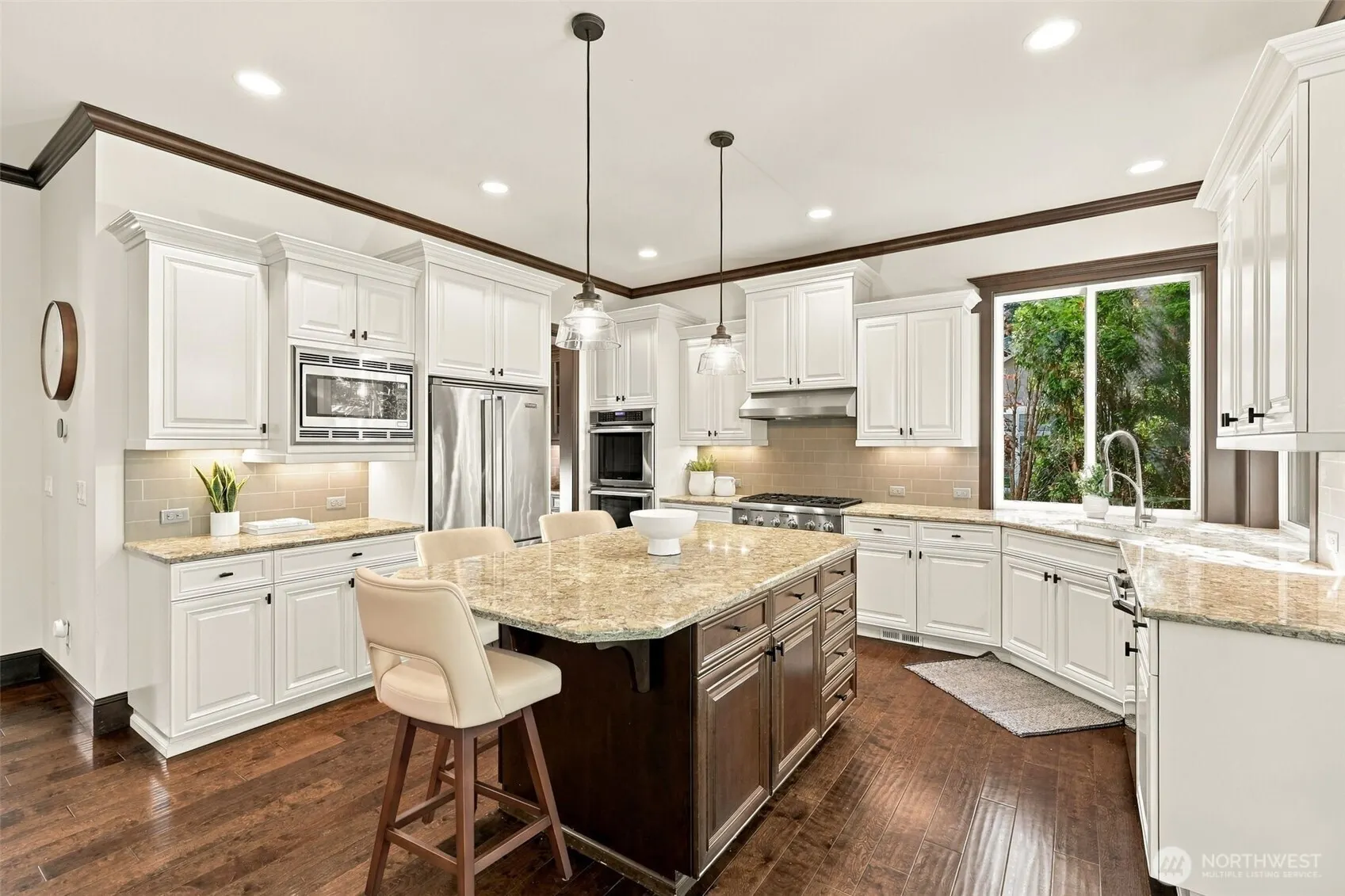 1453 244th Place SE, Sammamish, WA 98075-6090