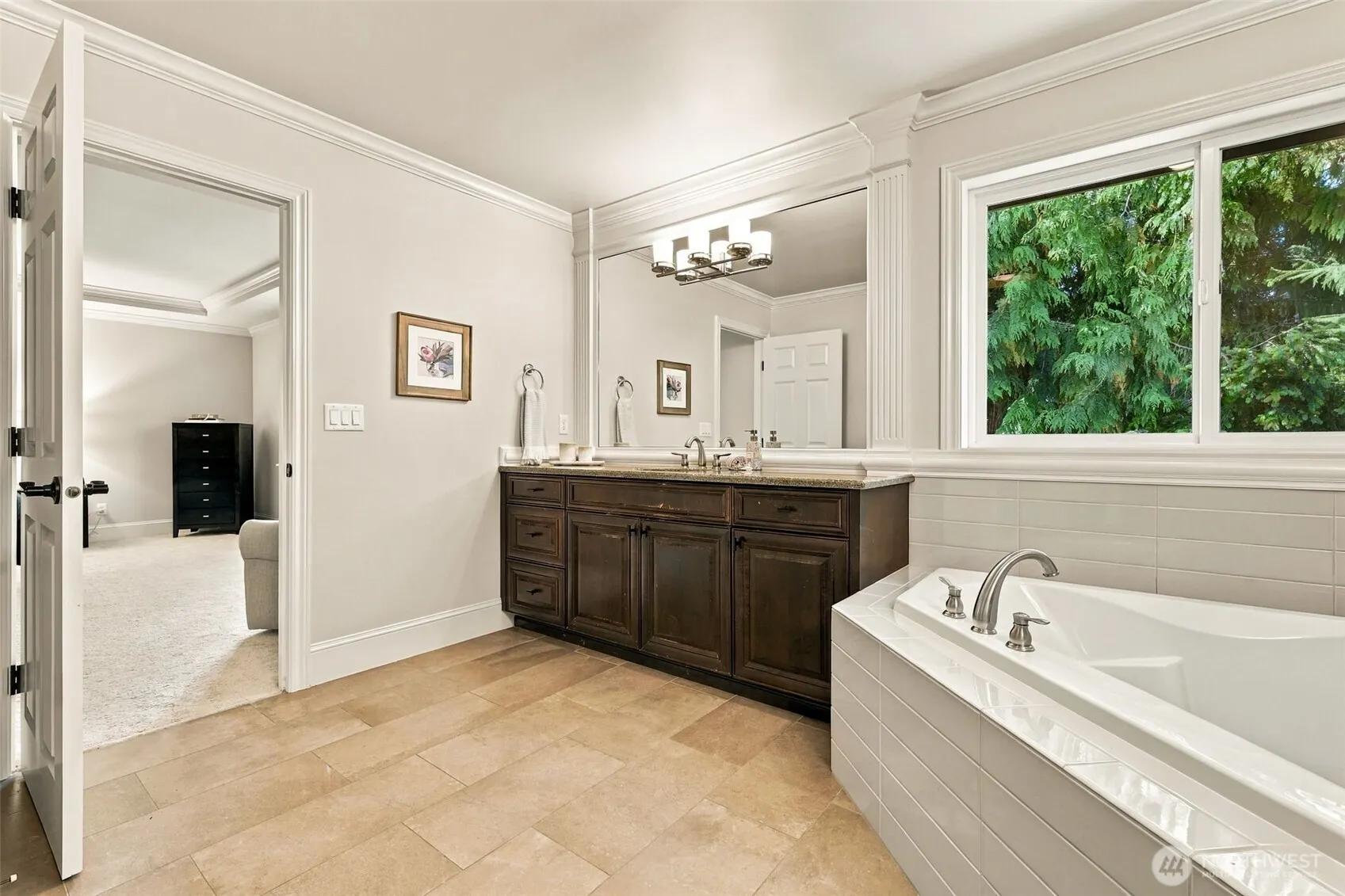 1453 244th Place SE, Sammamish, WA 98075-6090
