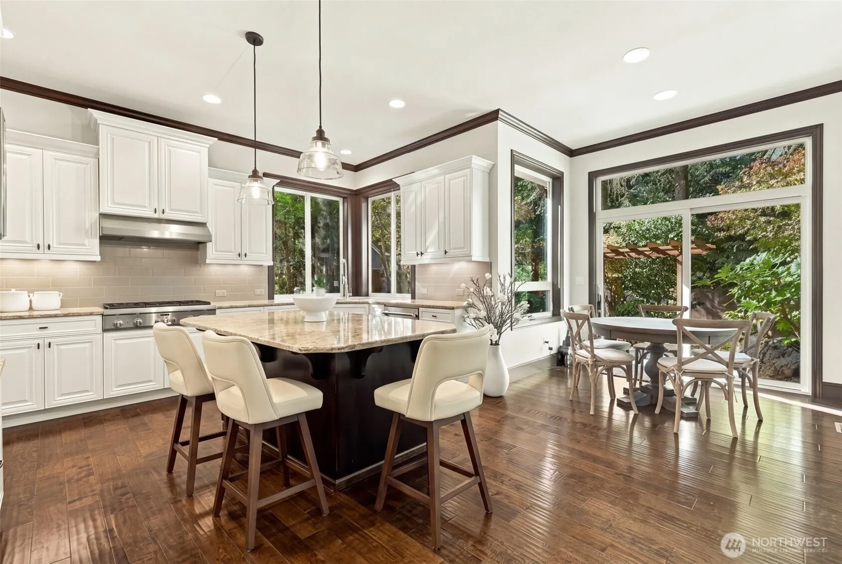 1453 244th Place SE, Sammamish, WA 98075-6090