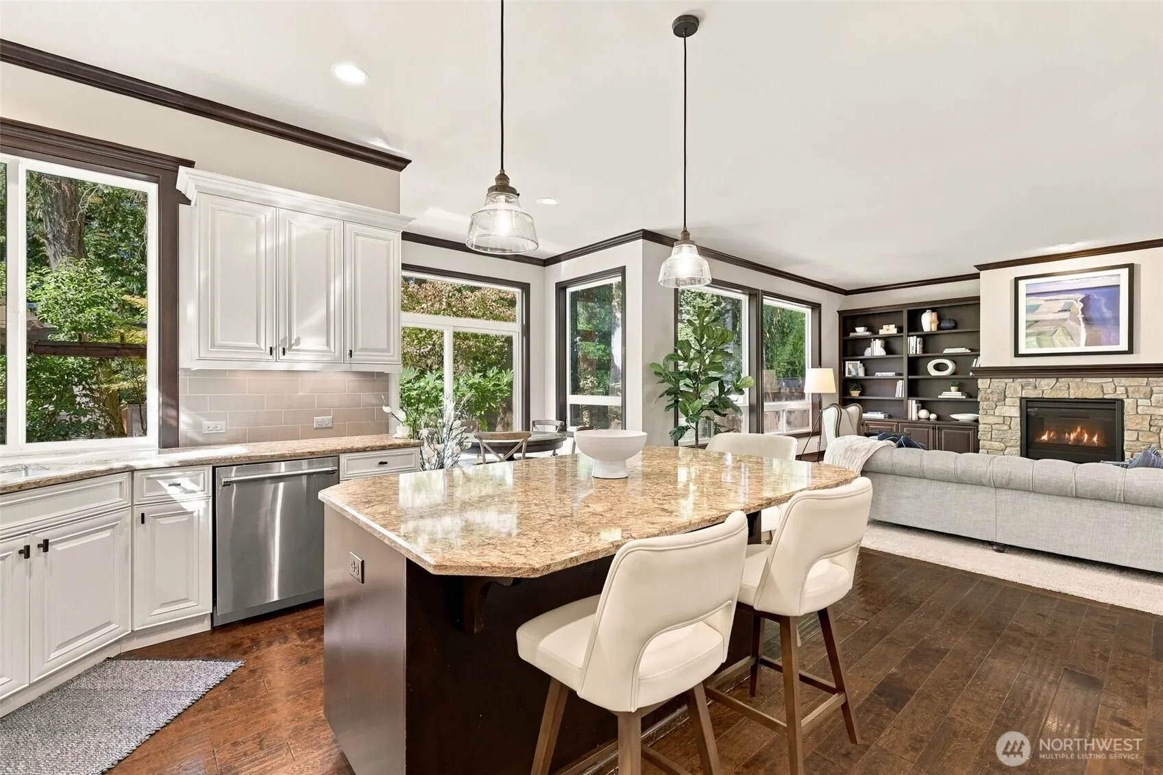 1453 244th Place SE, Sammamish, WA 98075-6090