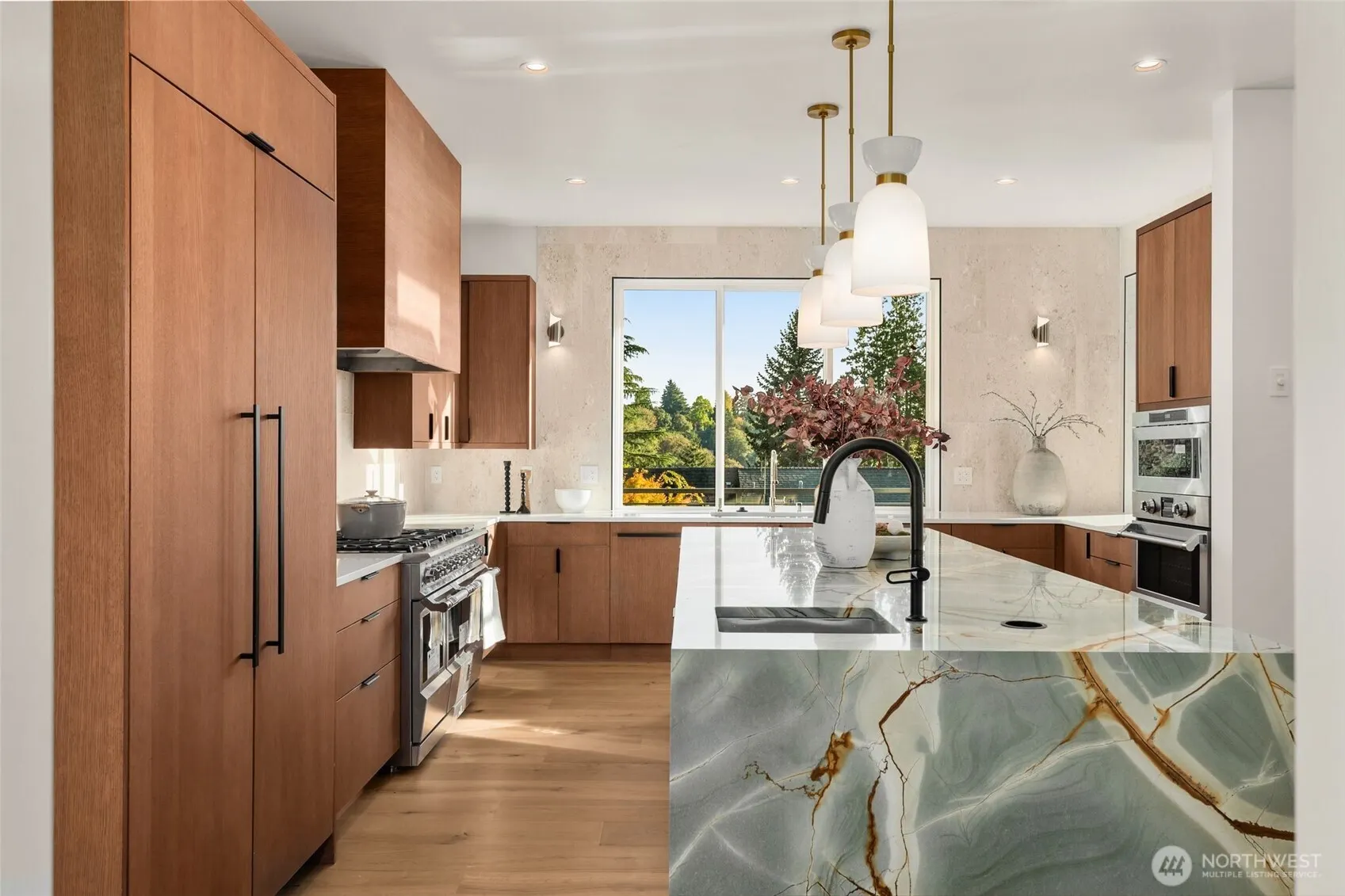 614 33rd Avenue E, Seattle, WA 98112