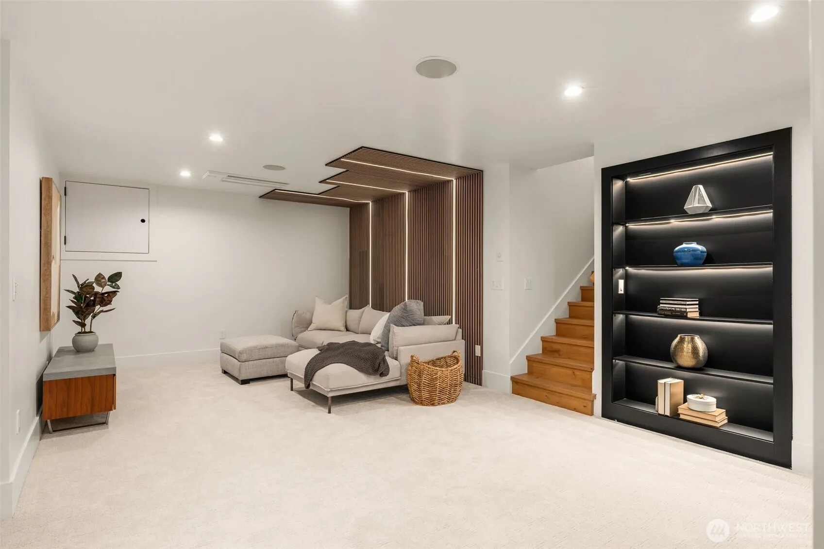 614 33rd Avenue E, Seattle, WA 98112