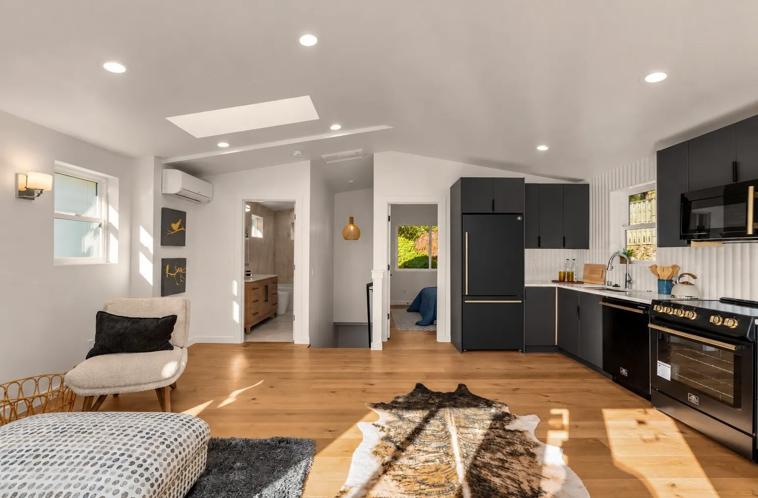 614 33rd Avenue E, Seattle, WA 98112
