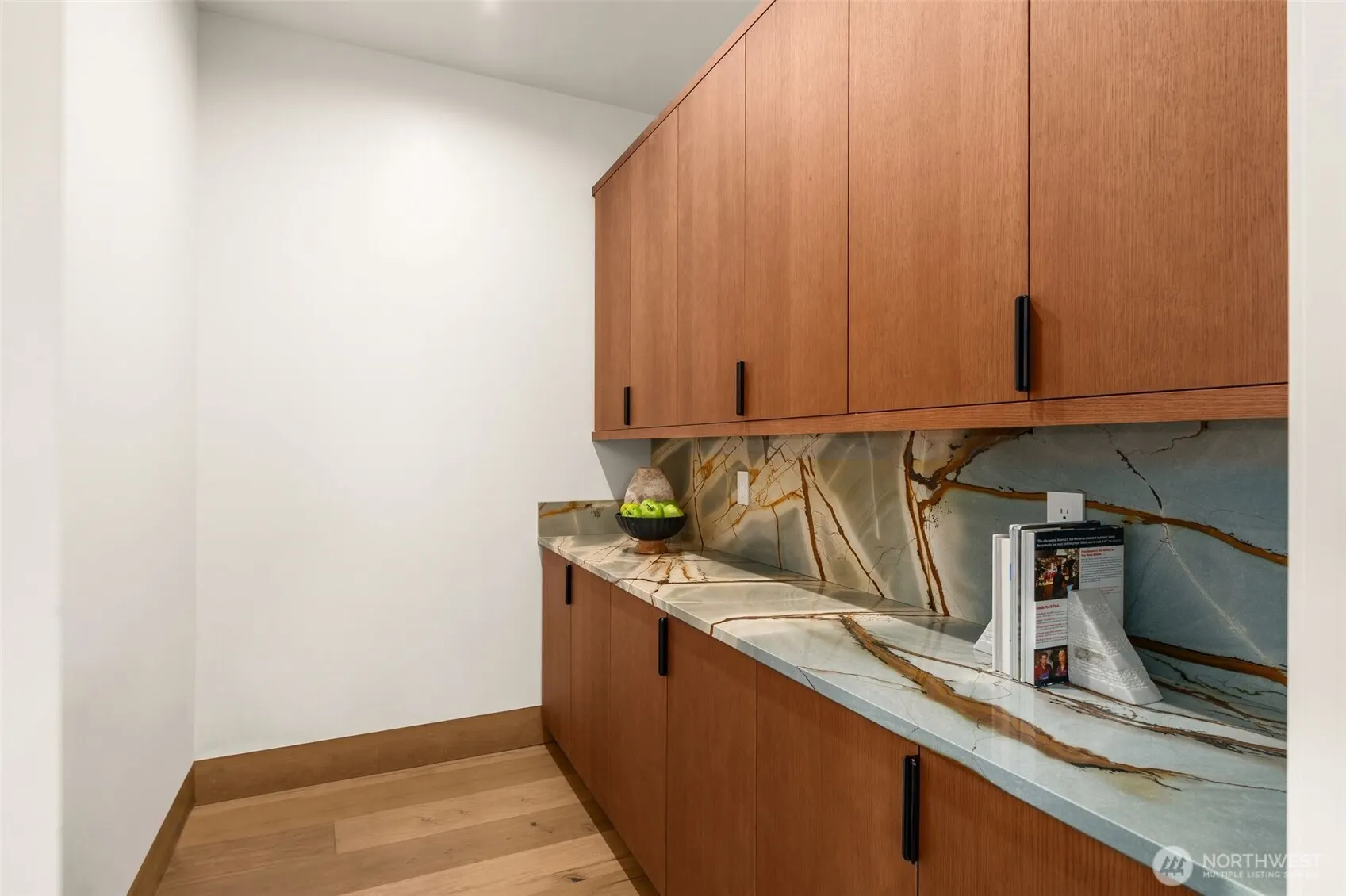 614 33rd Avenue E, Seattle, WA 98112