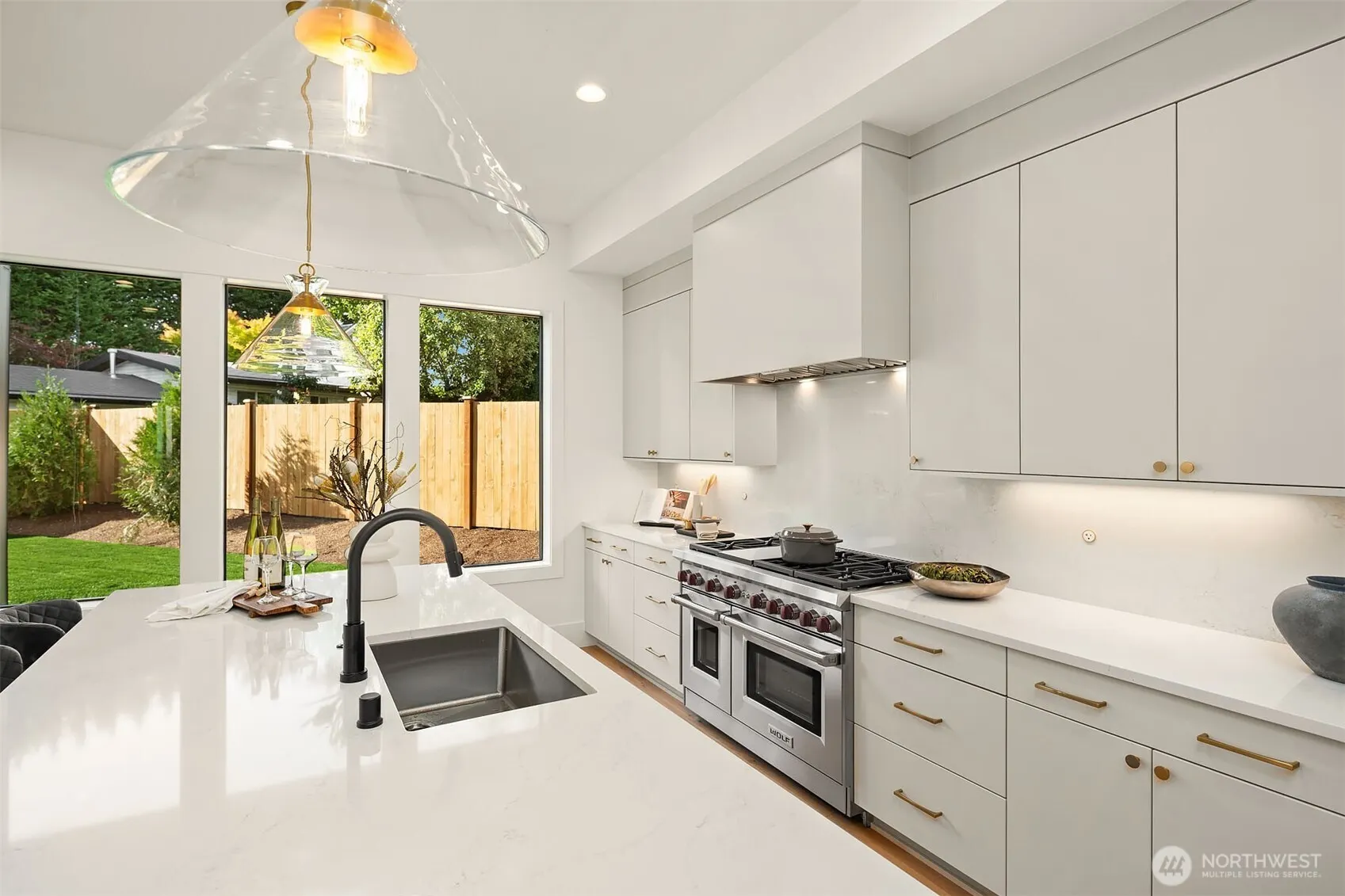 13216 NE 129th Place , Kirkland, WA 98034