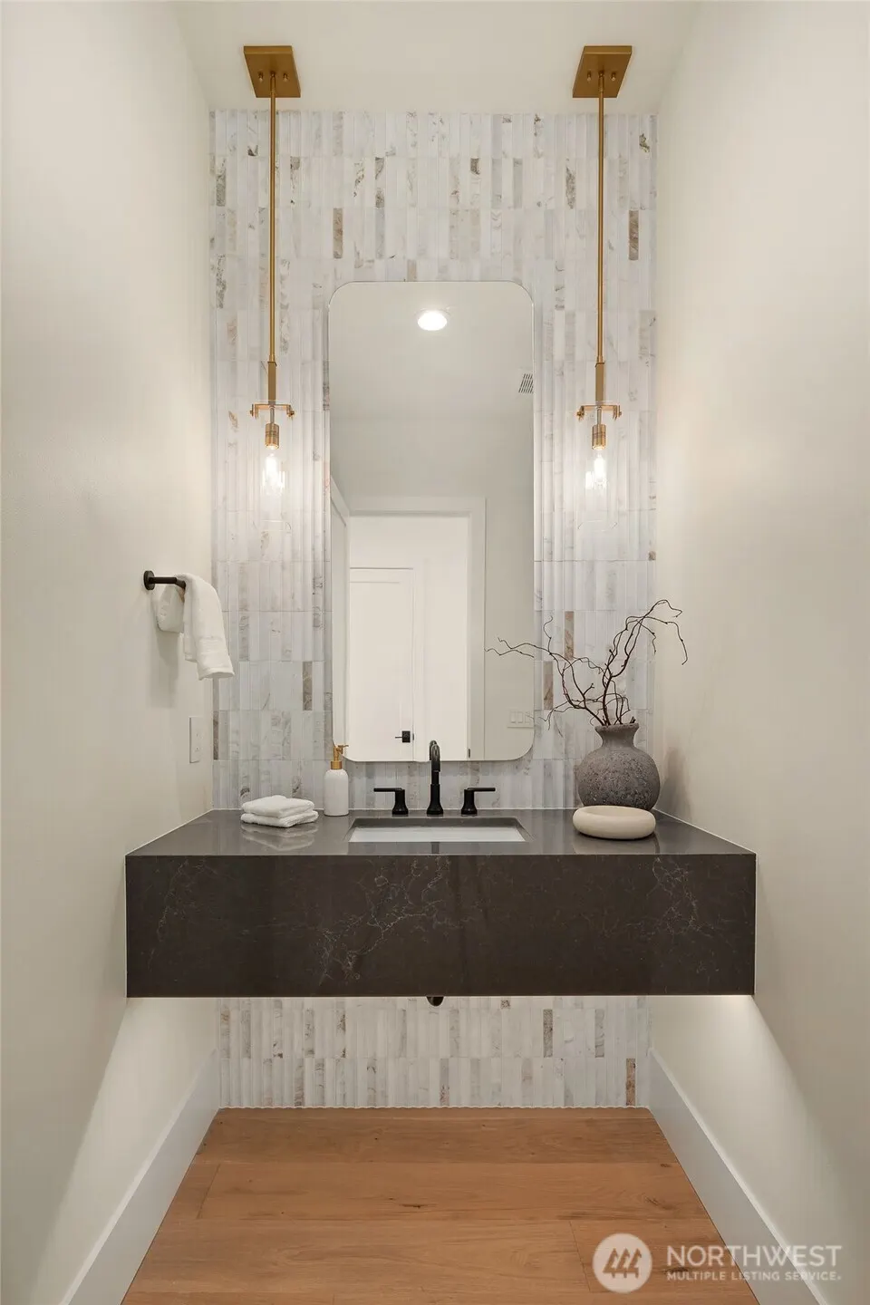 13216 NE 129th Place , Kirkland, WA 98034