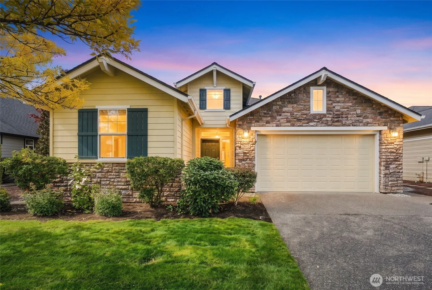 12423 231st Avenue NE, Redmond, WA 98053