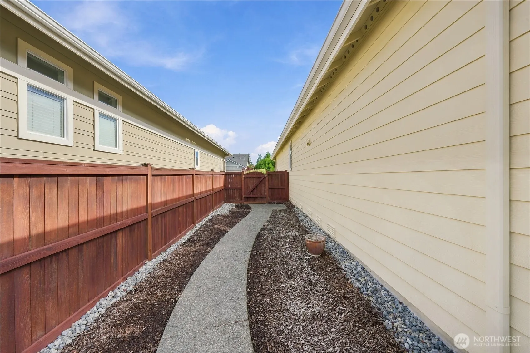 12423 231st Avenue NE, Redmond, WA 98053