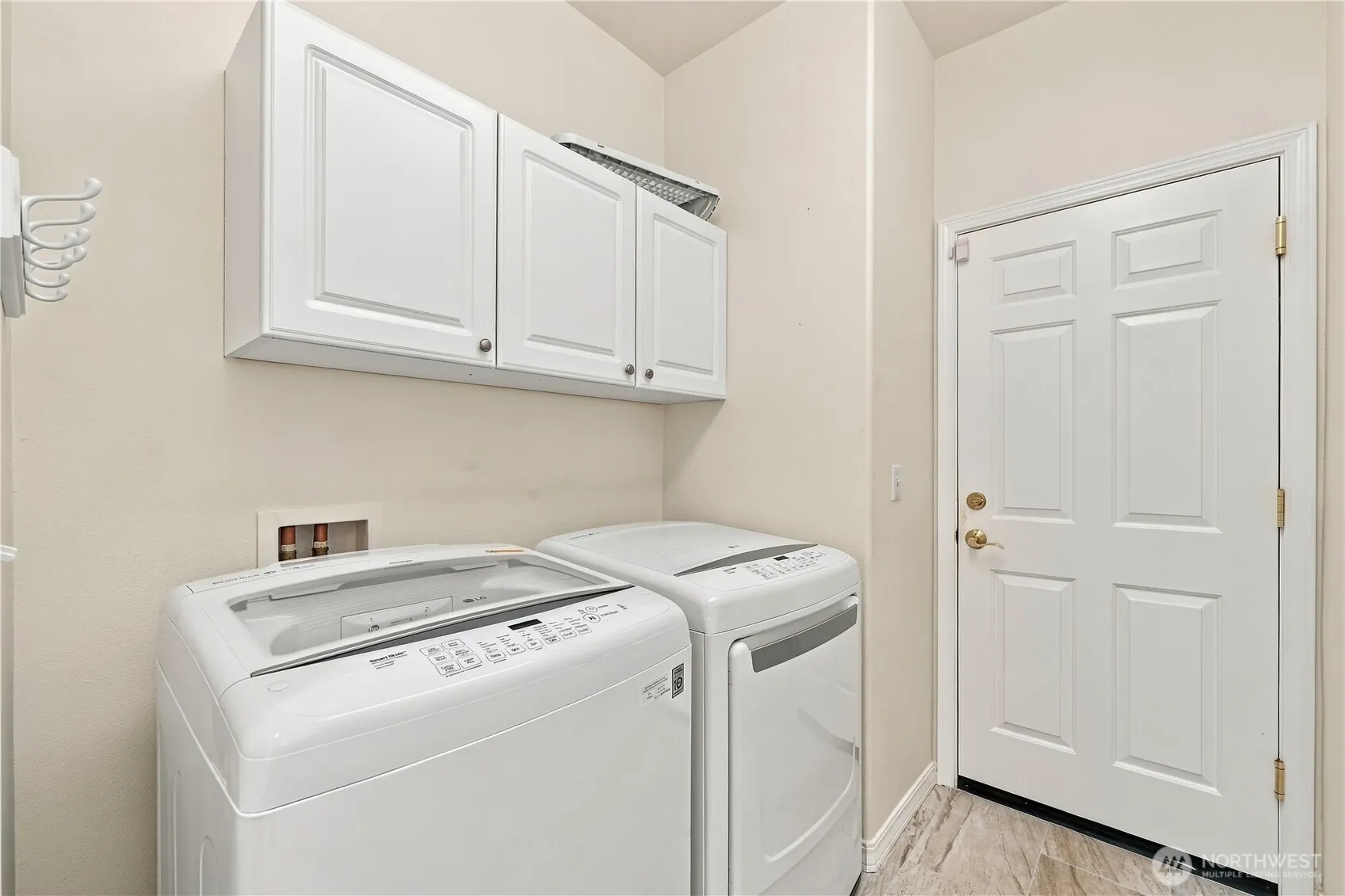 12423 231st Avenue NE, Redmond, WA 98053