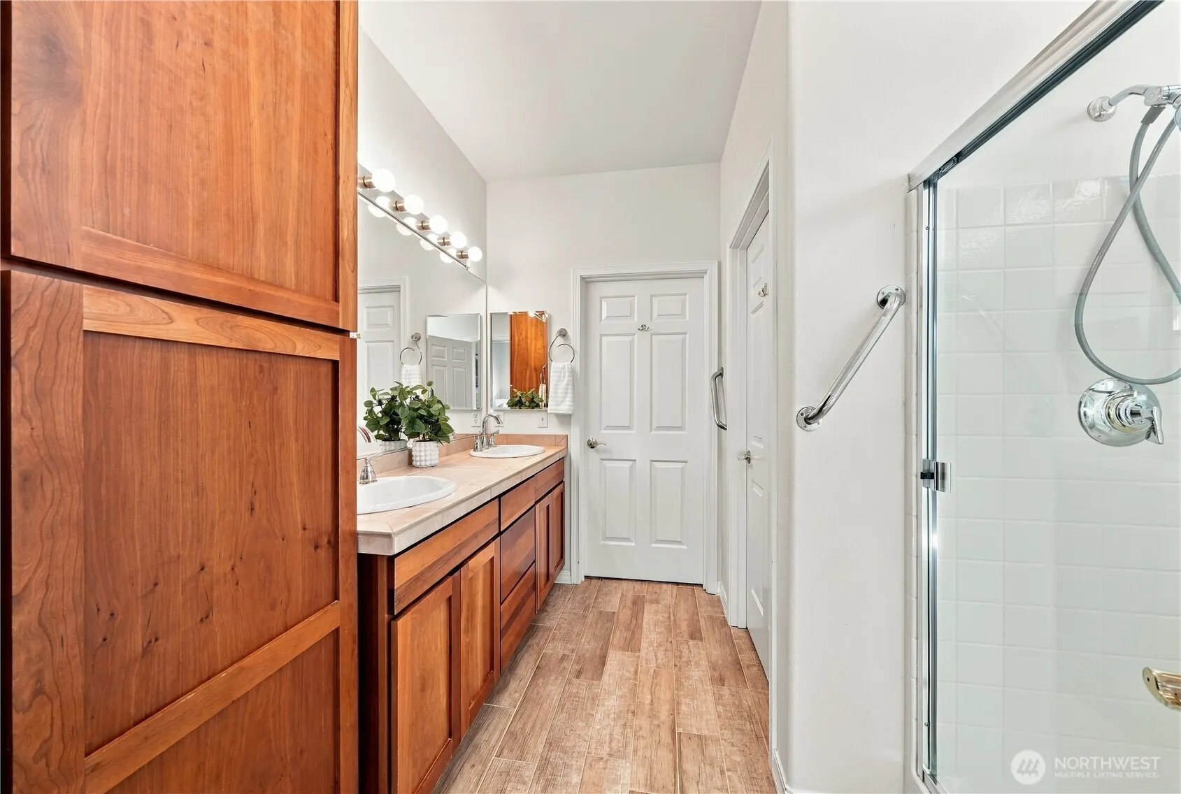 12423 231st Avenue NE, Redmond, WA 98053