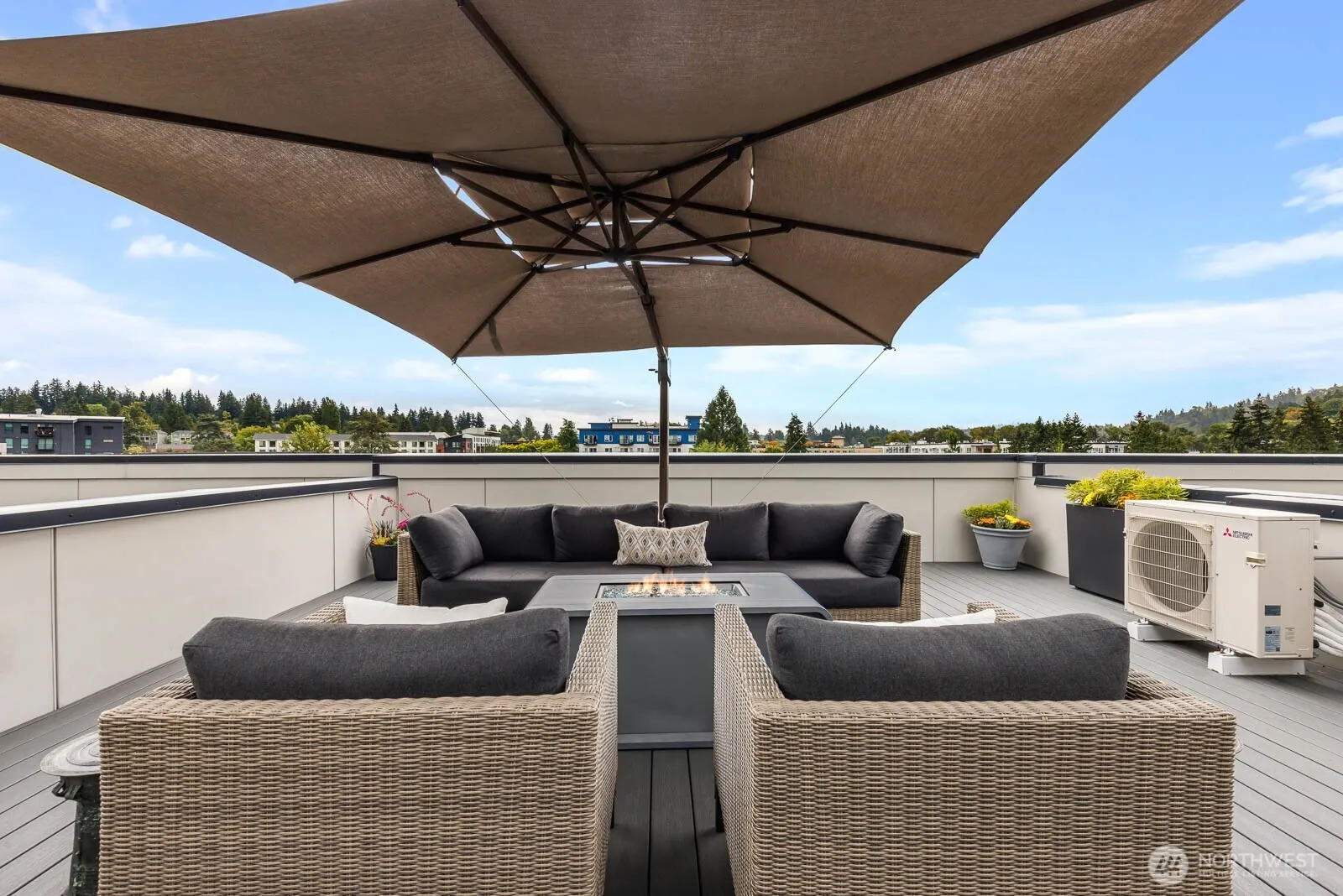 18303 96th Avenue NE #B, Bothell, WA 98011